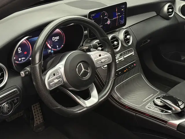 Mercedes-Benz C Class view 3