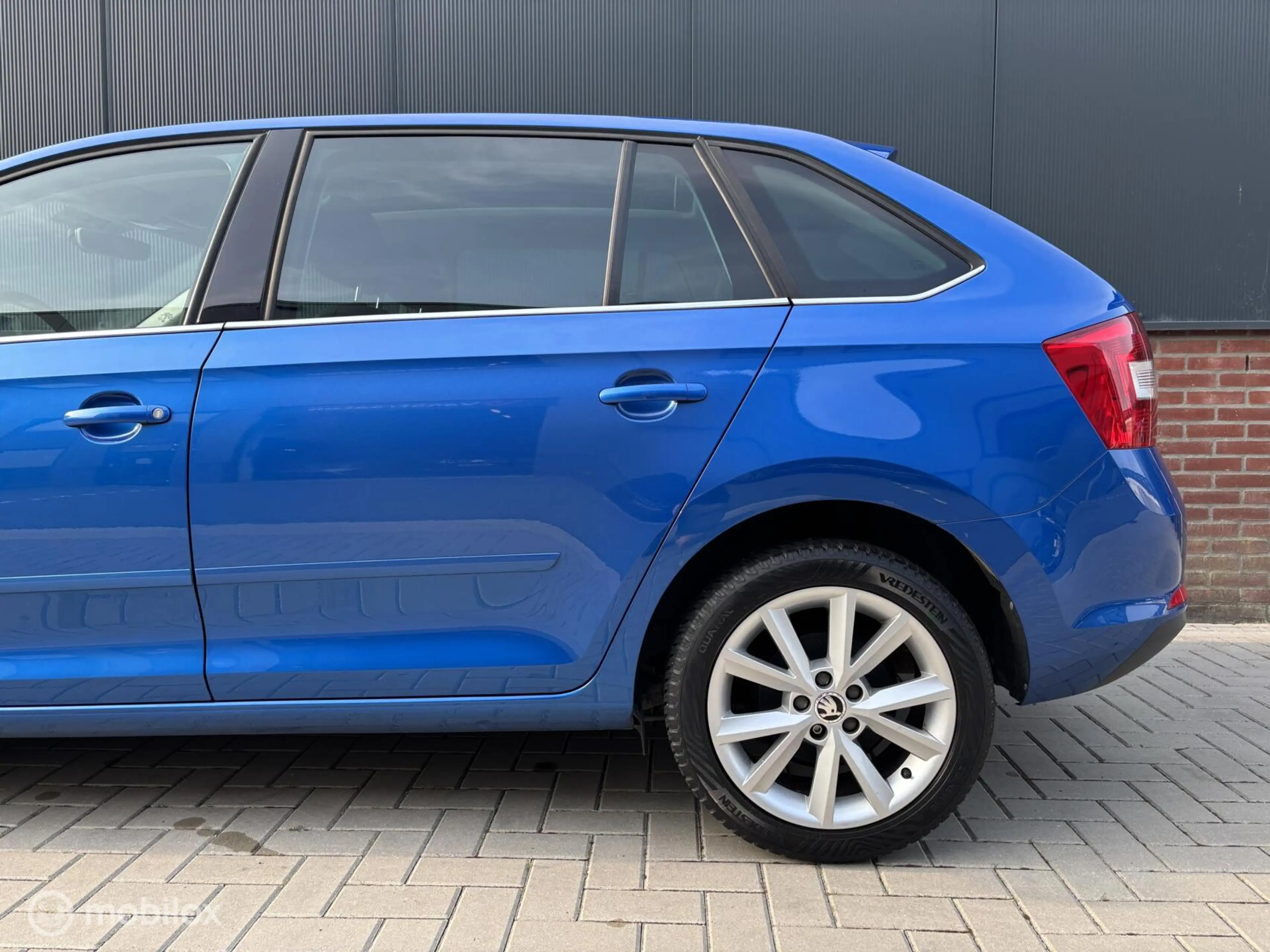 Skoda Rapid/Spaceback 1.2 TSI Greentech JOY | Pano | Carplay — photo 6