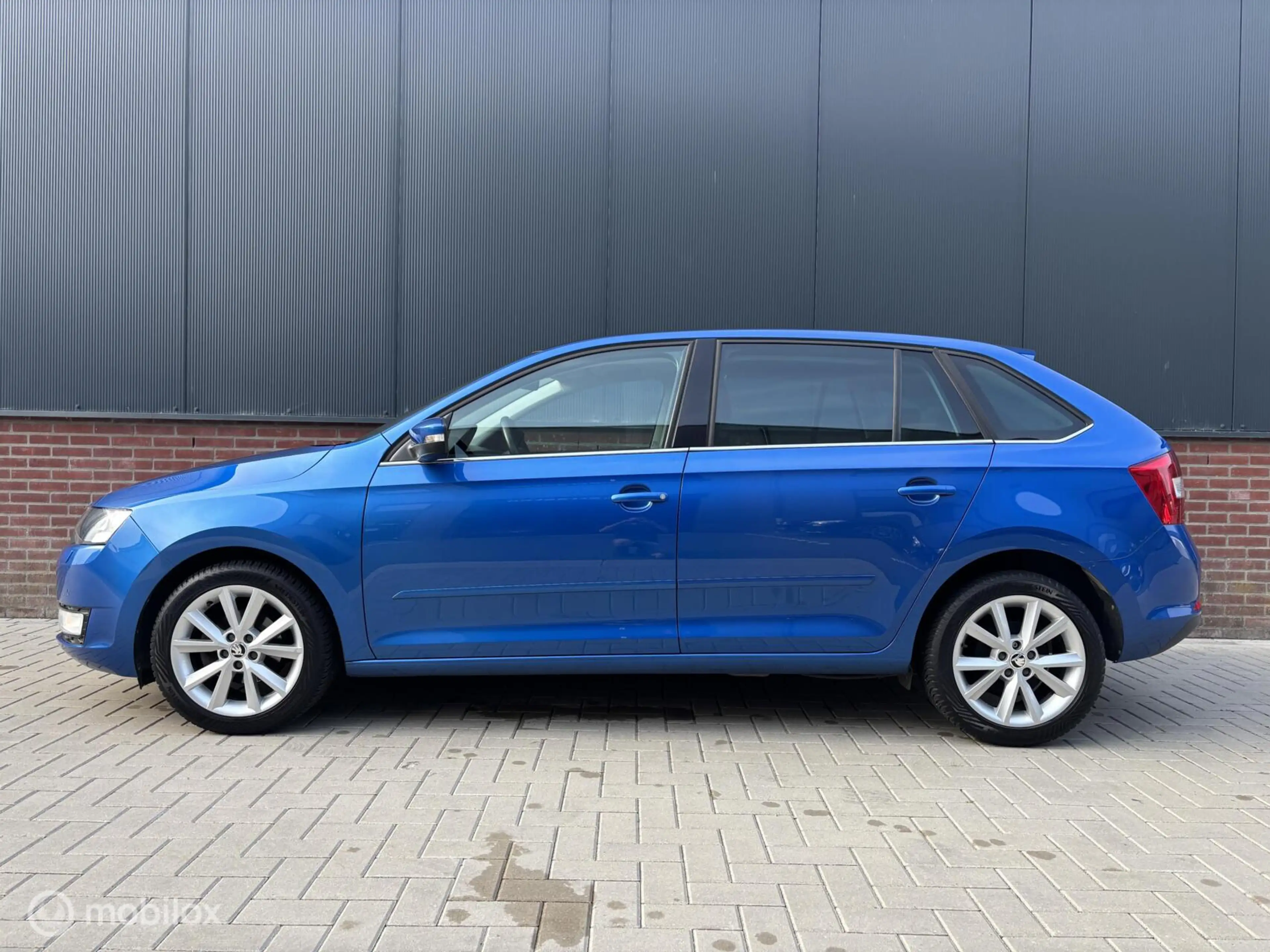 Skoda Rapid/Spaceback 1.2 TSI Greentech JOY | Pano | Carplay — photo 4