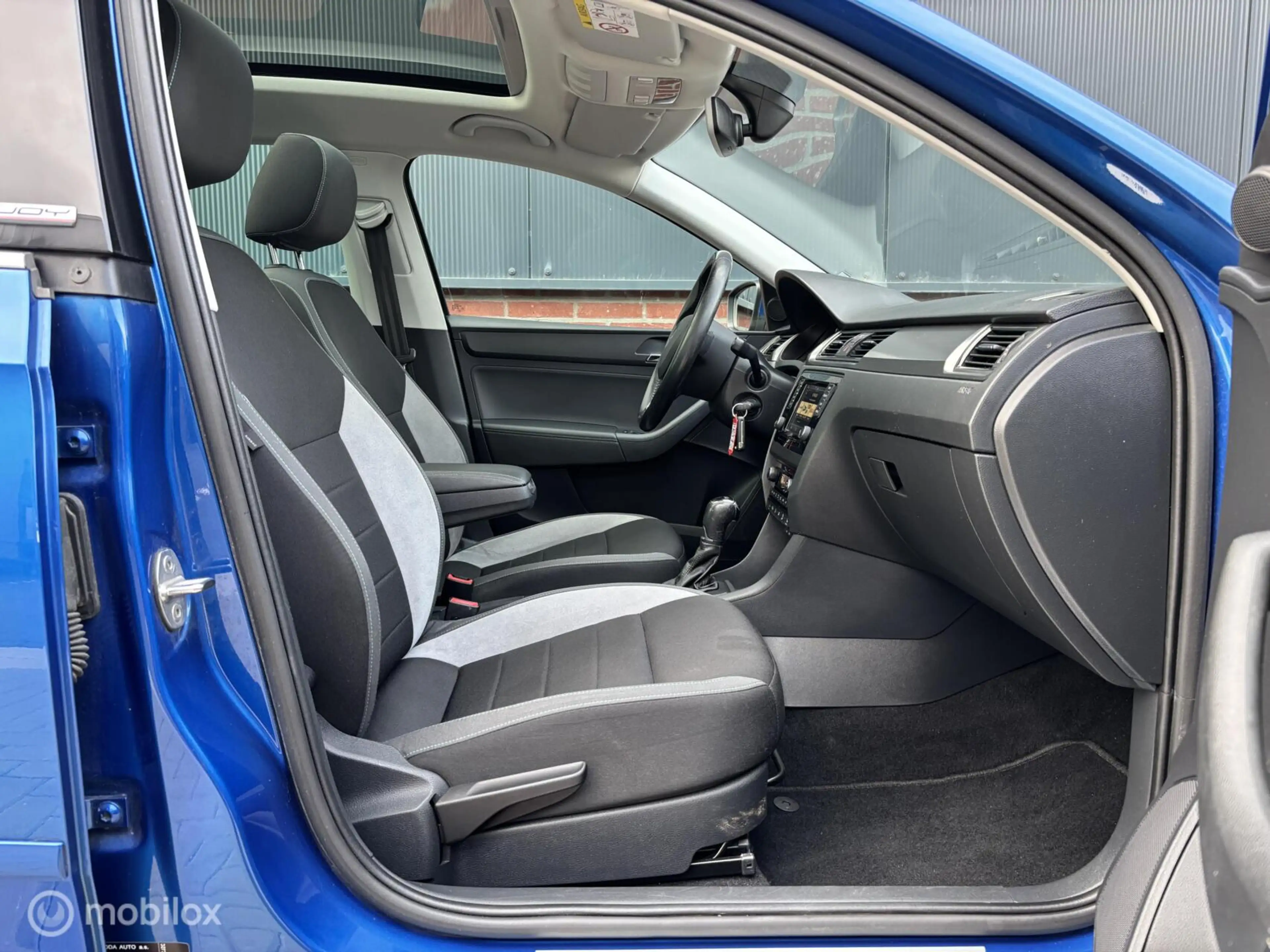 Skoda Rapid/Spaceback 1.2 TSI Greentech JOY | Pano | Carplay — photo 25
