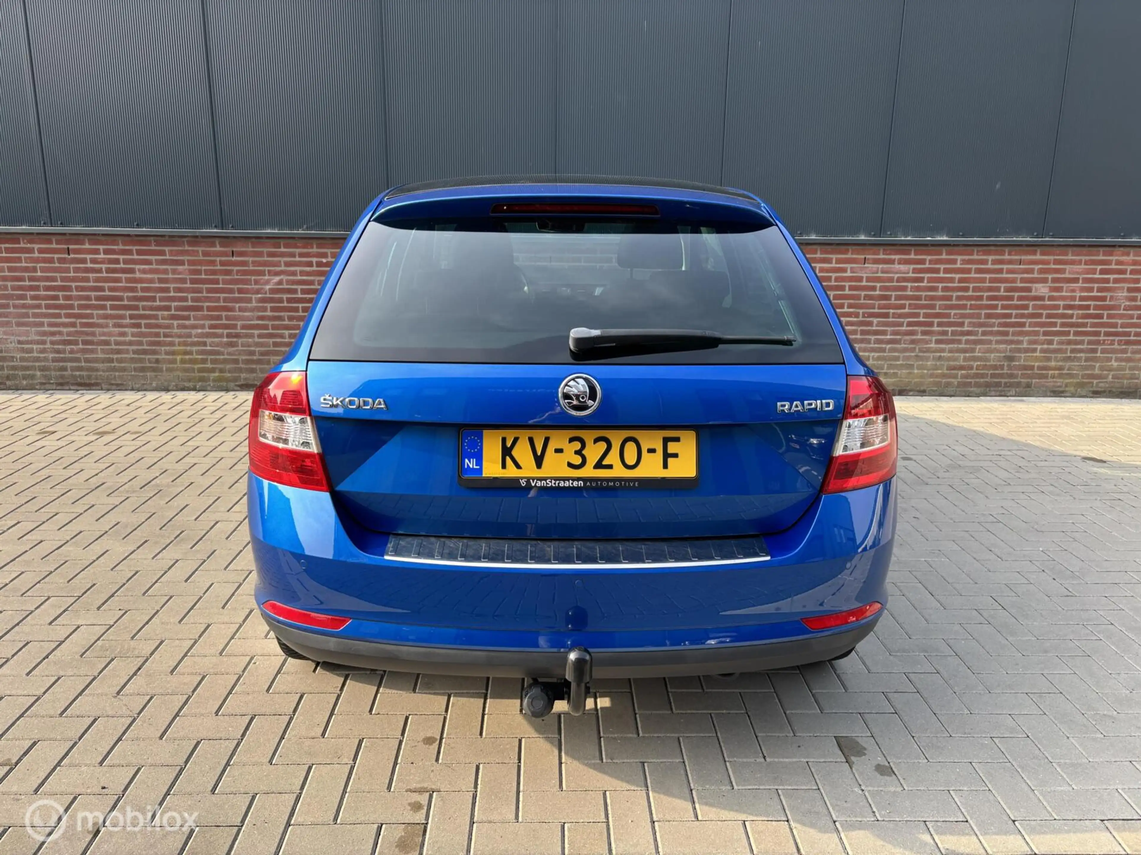 Skoda Rapid/Spaceback 1.2 TSI Greentech JOY | Pano | Carplay — photo 12