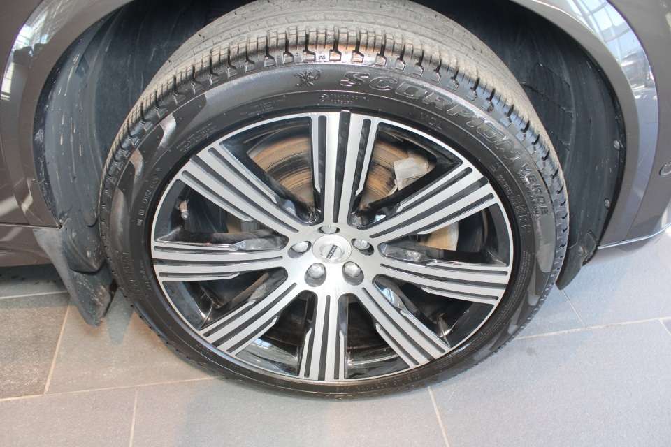 2025 Volvo XC90 T8 Ultra 1 proprio pas d accidents bas kilo , thumb 25