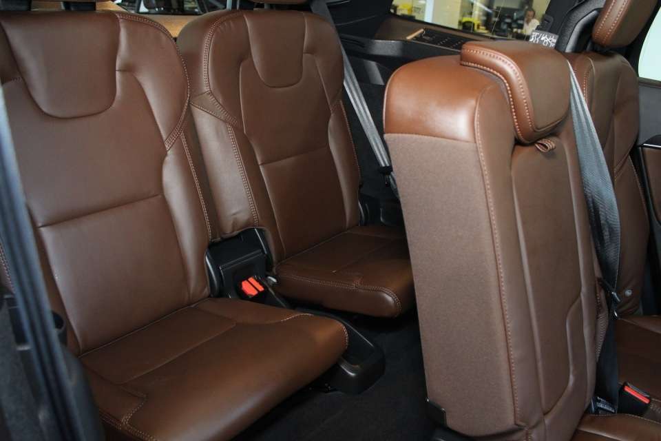 2025 Volvo XC90 T8 Ultra 1 proprio pas d accidents bas kilo , thumb 22
