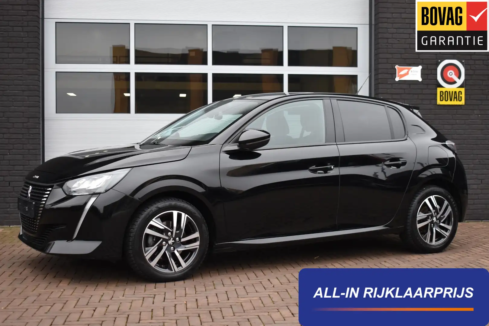 Peugeot 208 1.2 PureTech 100PK Allure Pack | Carplay | Camera Zwart - 1