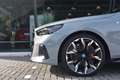 BMW i5 eDrive40 High Executive M Sport / Panoramadak / Ad Grijs - thumbnail 38