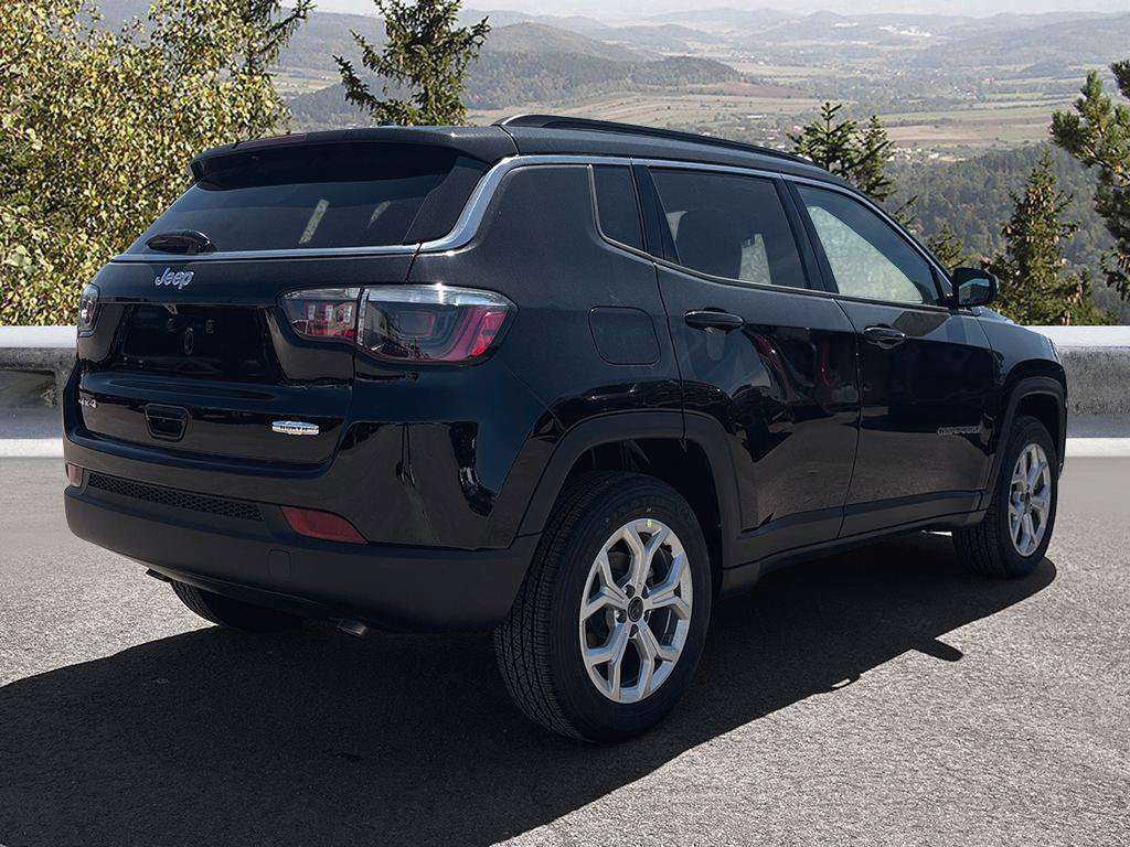 2026 Jeep Compass North — снимка 5