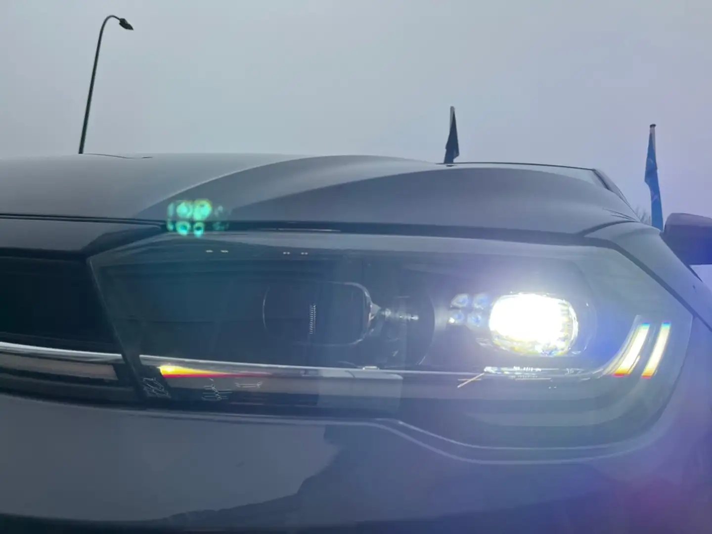 Volkswagen Polo 1,0 l TSI 7-Gang - DSG Grau - 2