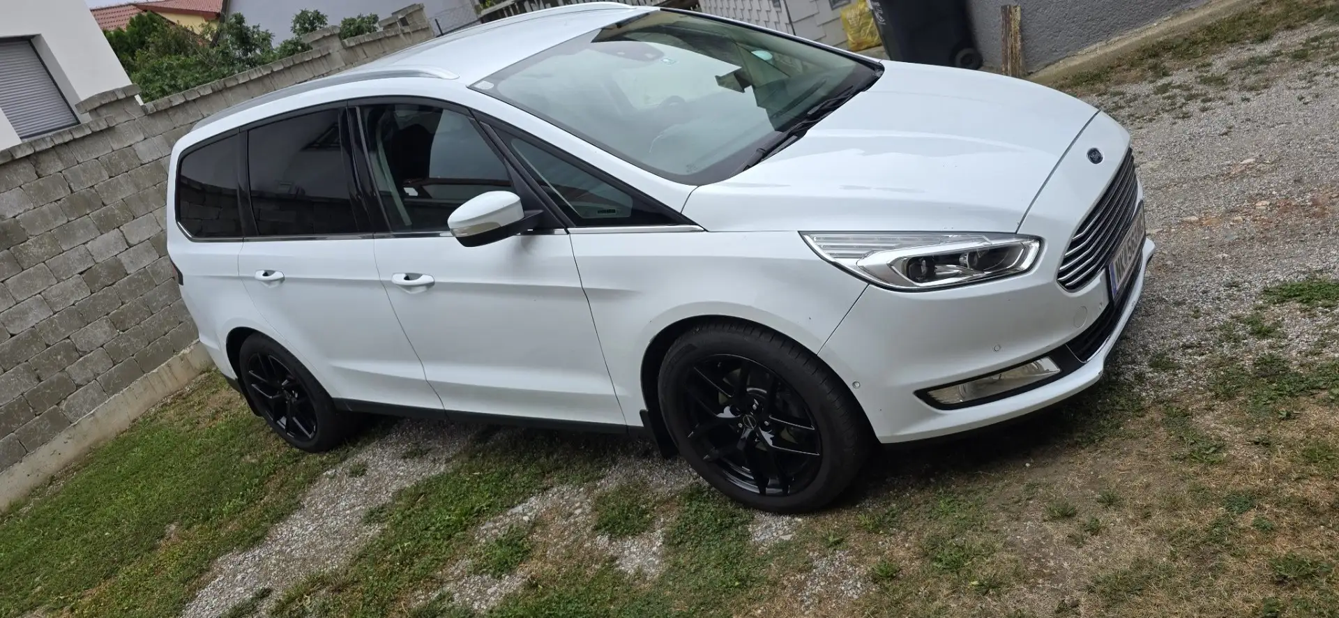 Ford Galaxy 2,0 EcoBlue SCR Titanium Aut. - 1