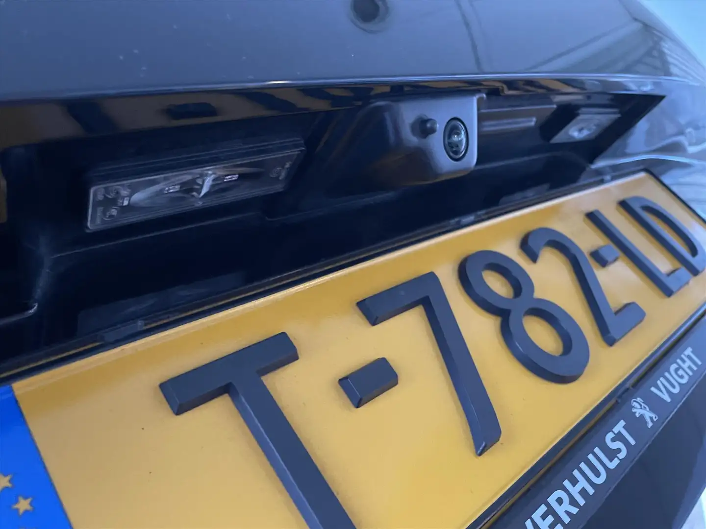 Peugeot 308 Sw 1.6 HYbrid 180pk e-EAT8 Negro - 2