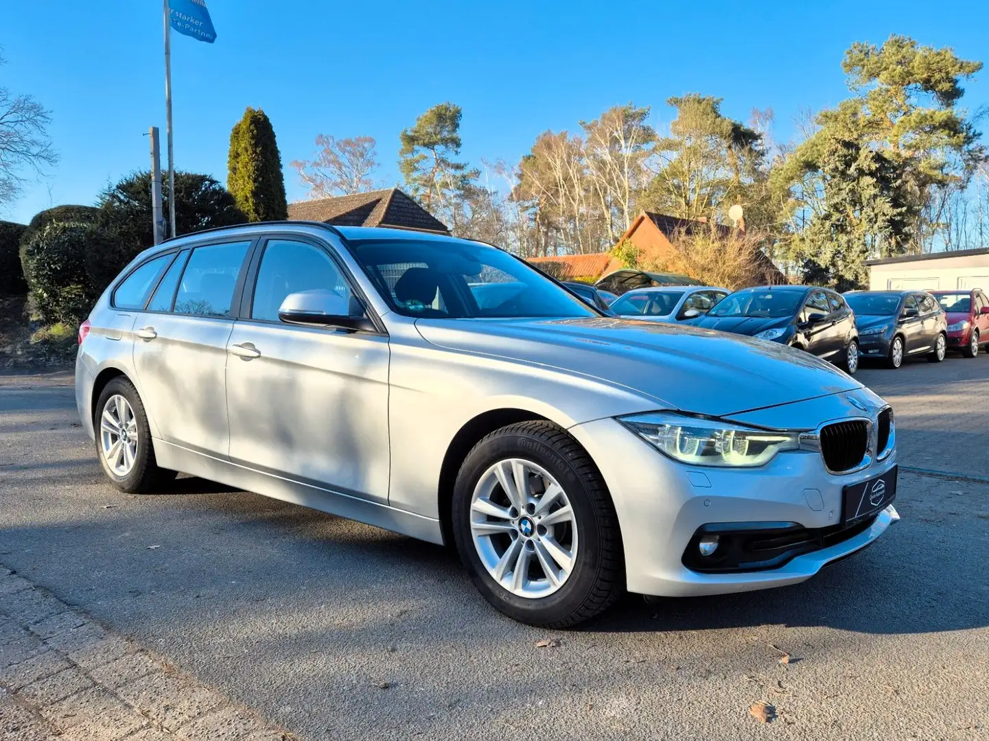 BMW 316 d Touring Advantage |Standhzg.|LED-Scheinw.| Stříbrná - 1