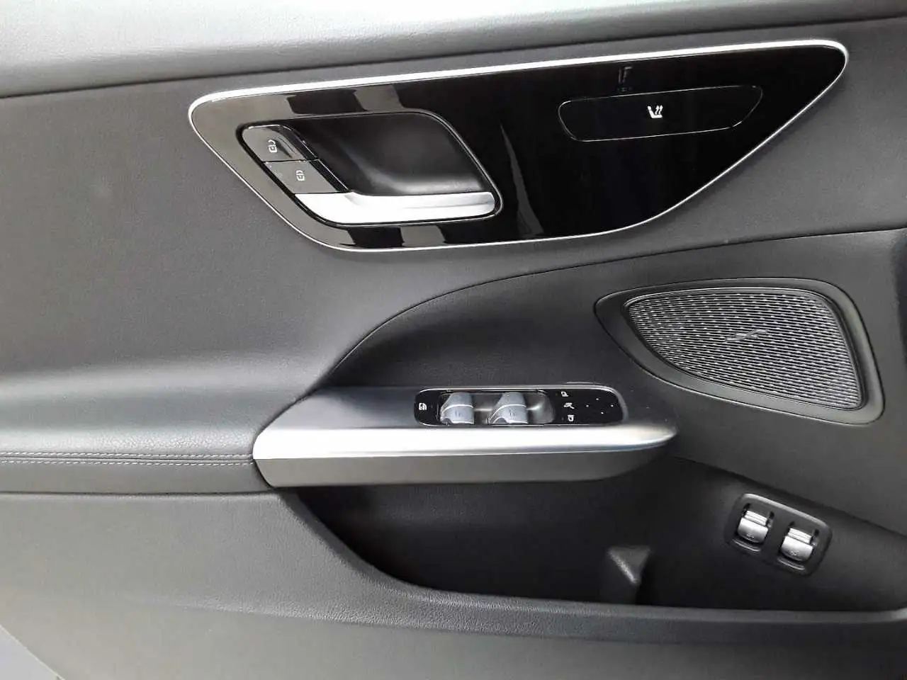Mercedes-Benz C-Class C 300 e T 9G- Ava PANO HuD BusiP KomfP, миниатюра 16