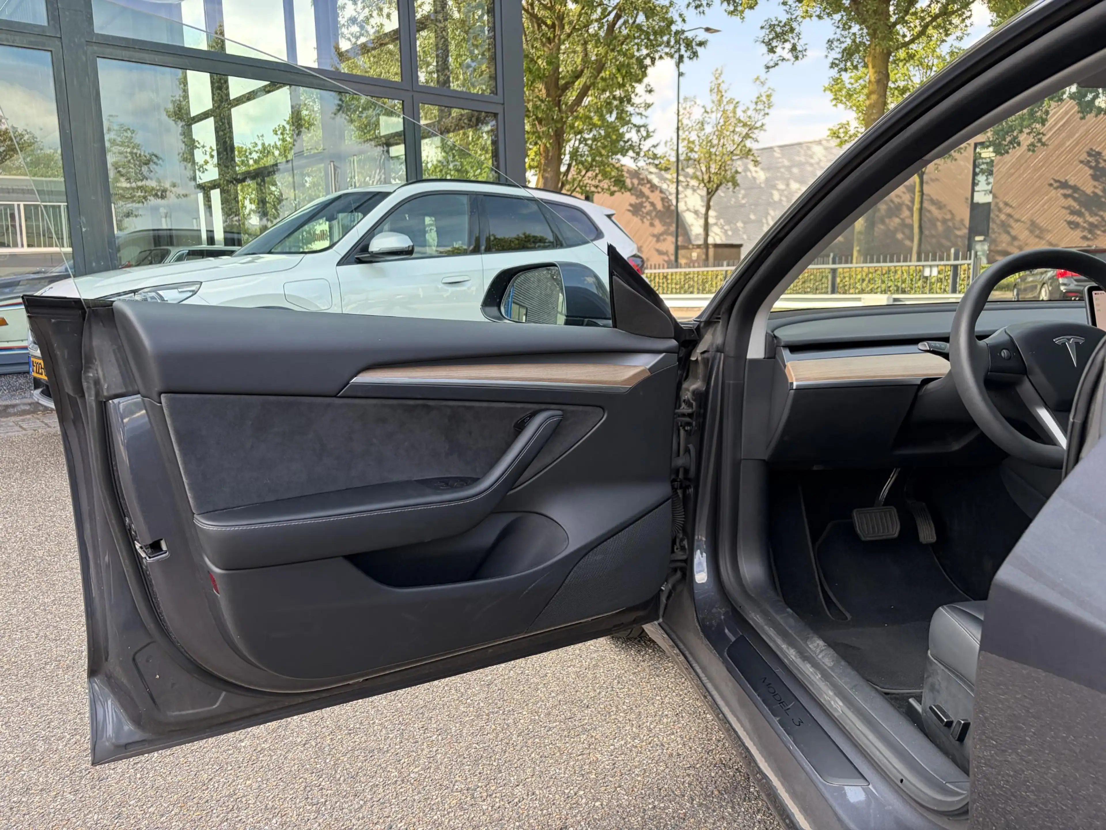 Tesla Model 3 Long Range AWD 75 kWh VAN: 35.900,- VOOR: 33.440,- — photo 15