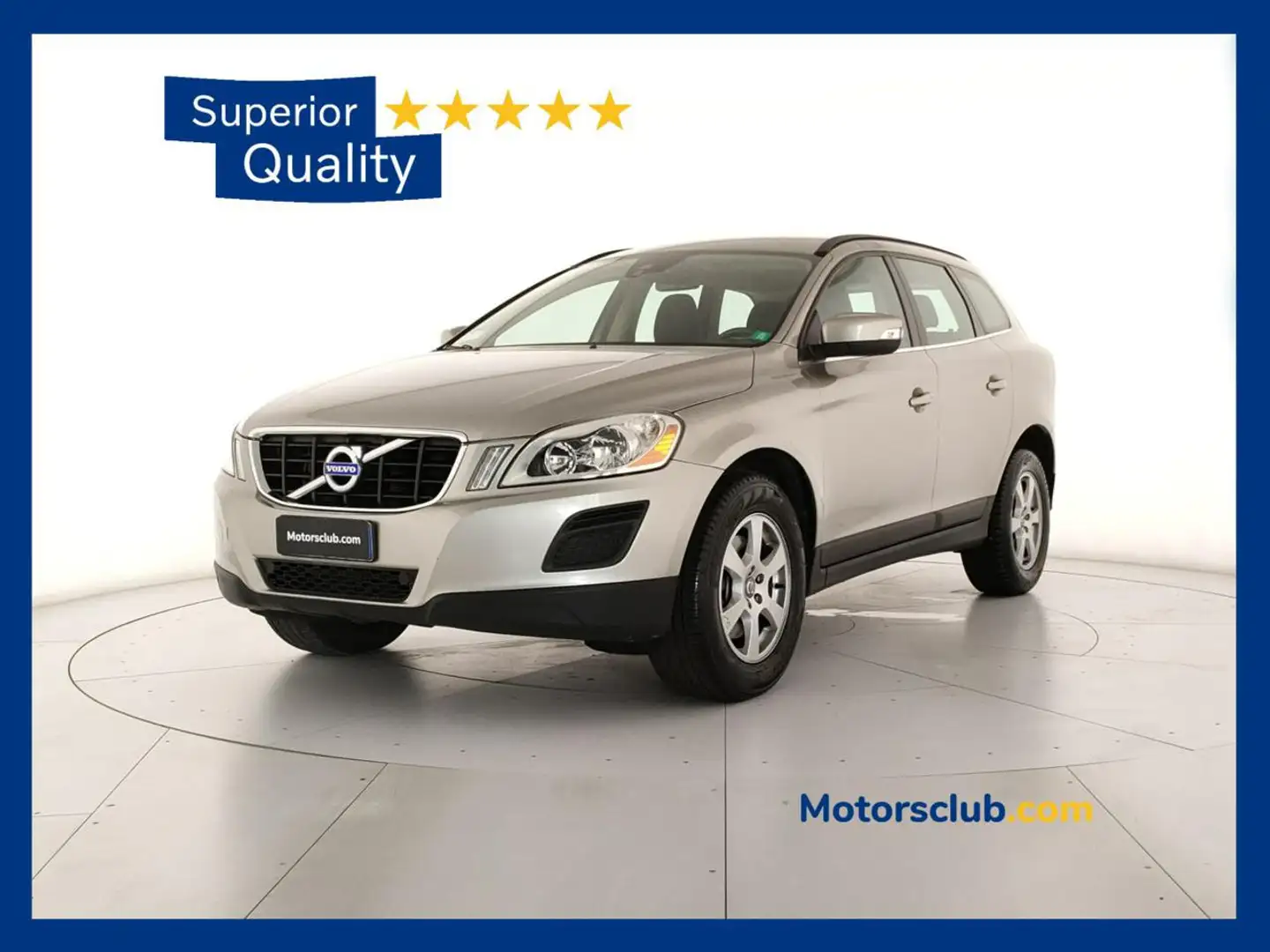 Volvo XC60 D4 AWD Geartronic Momentum Beige - 1