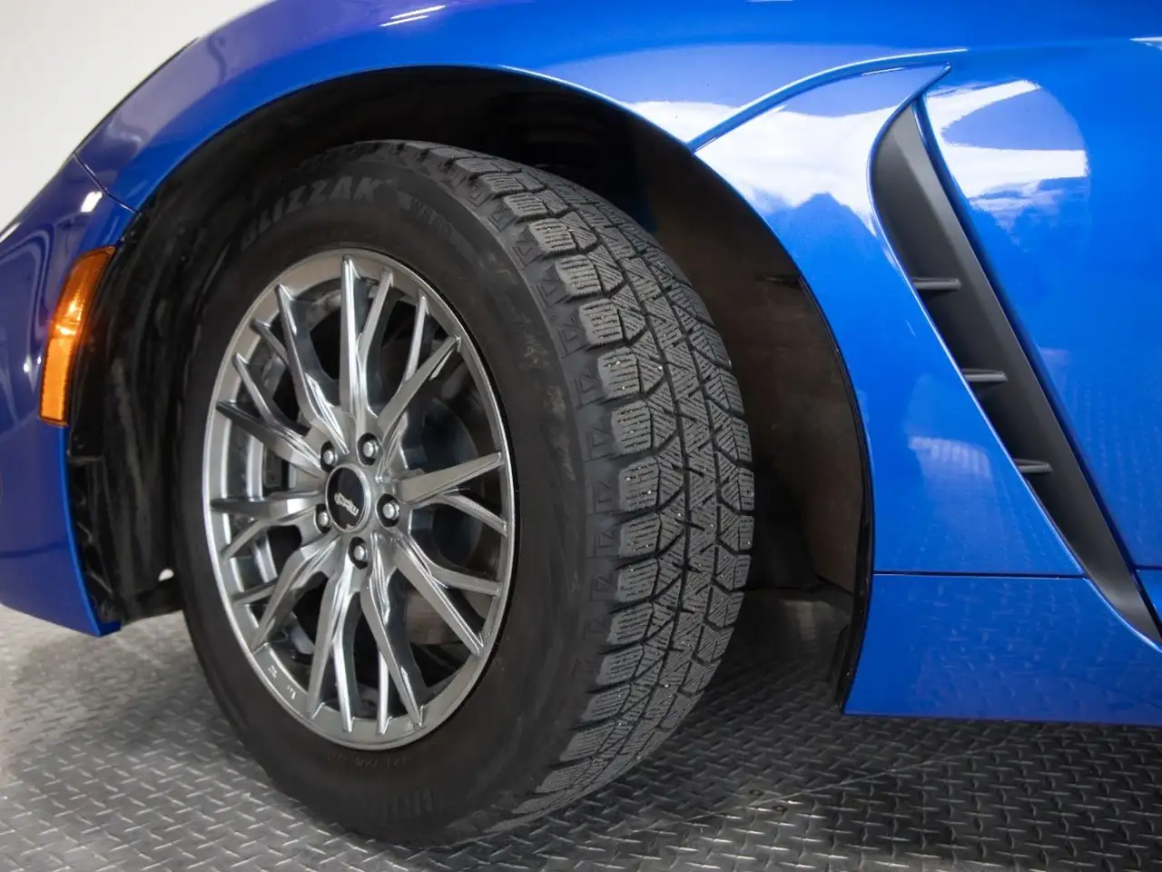 Subaru BRZ снимка Subaru BRZ