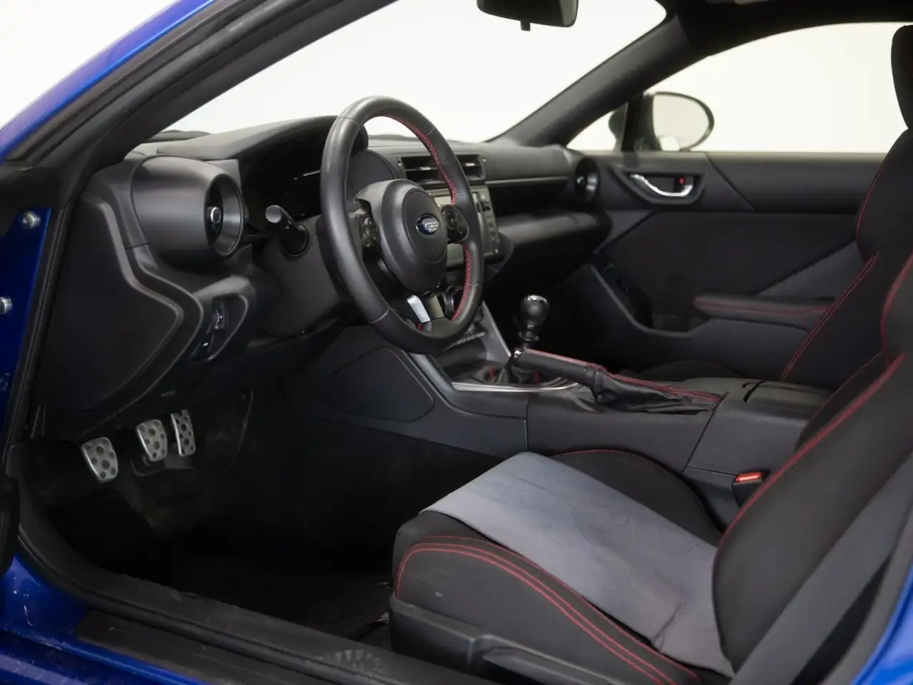 Subaru BRZ снимка Subaru BRZ