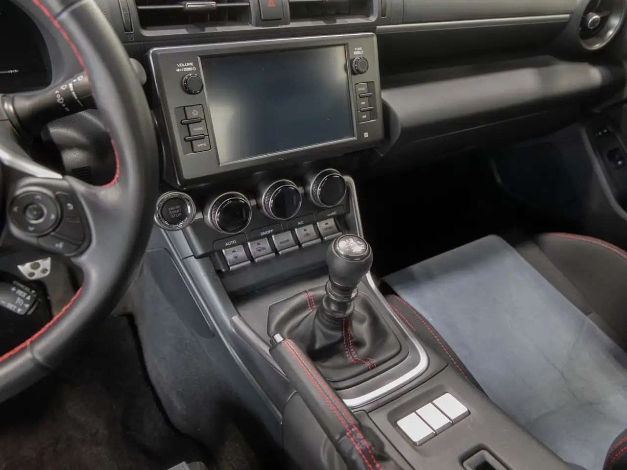 Subaru BRZ снимка Subaru BRZ