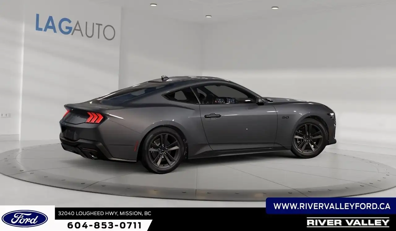 Ford Mustang снимка Ford Mustang