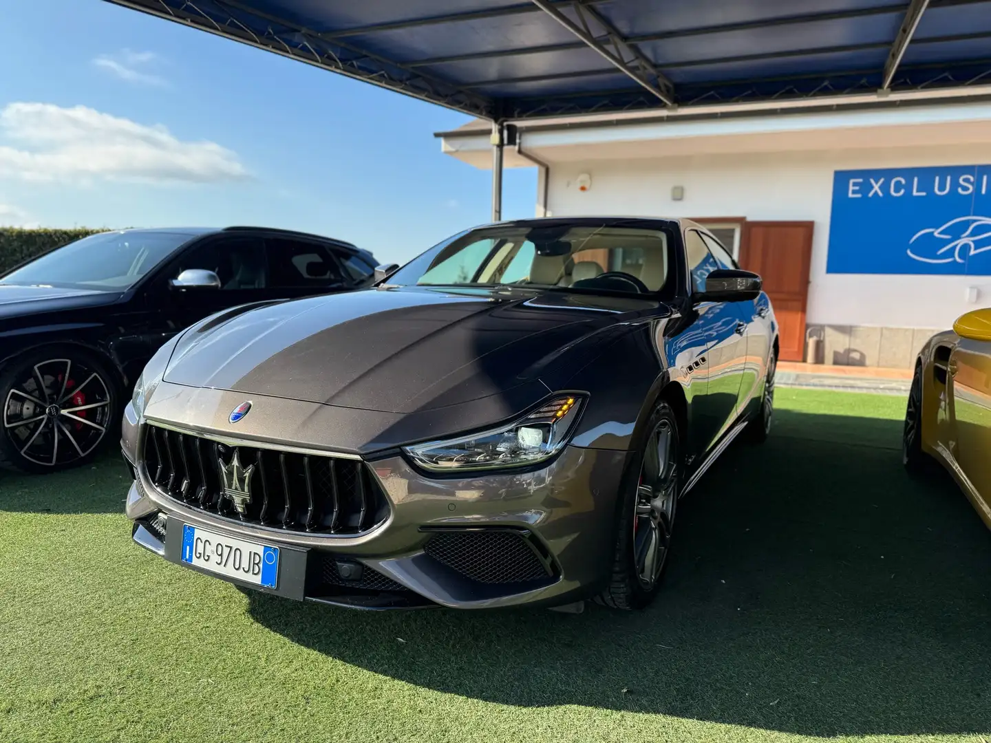 Maserati Ghibli Ghibli 2.0 mhev GranSport  330cv auto Grijs - 1
