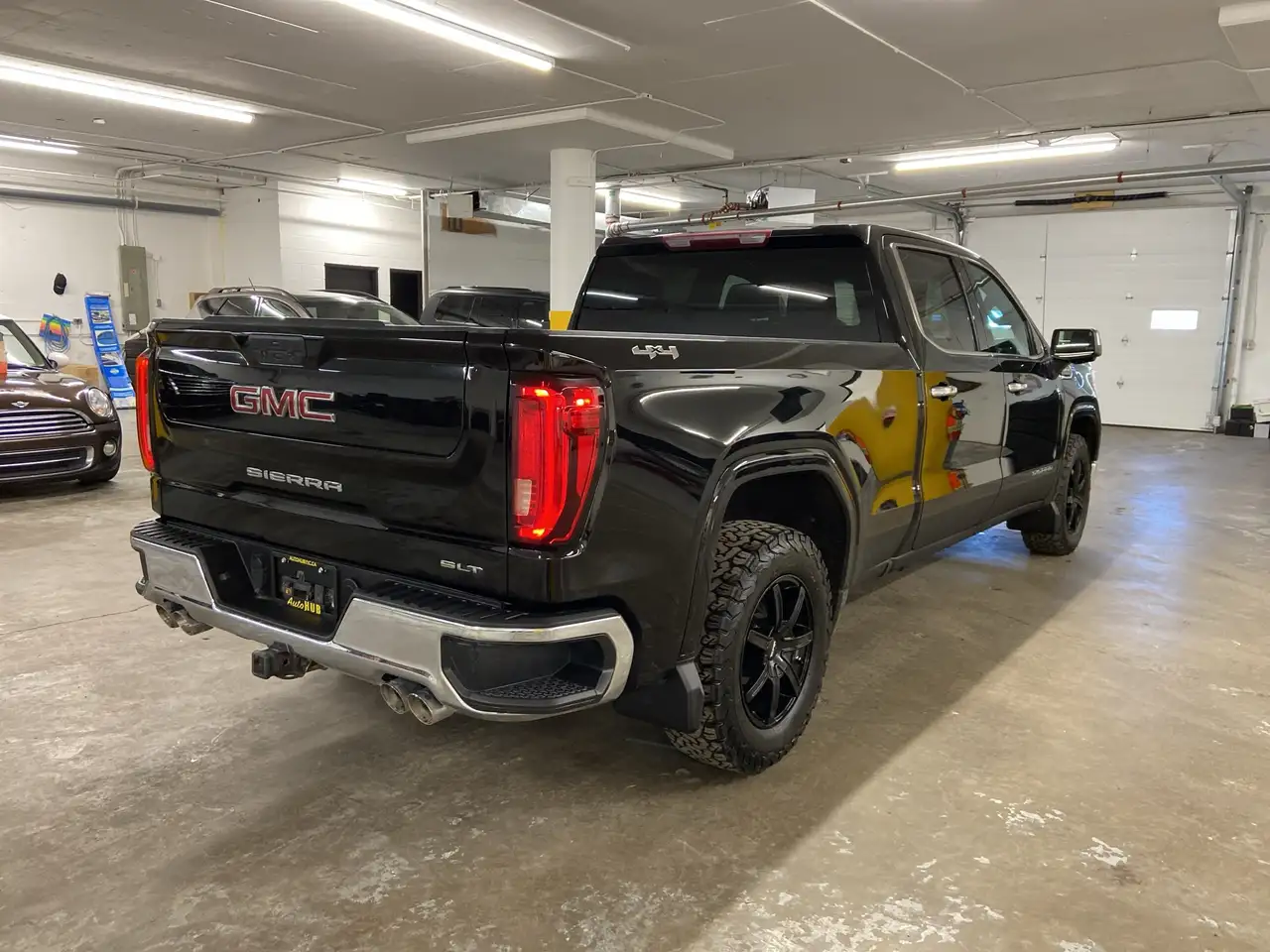 GMC Sierra 1500 снимка GMC Sierra 1500