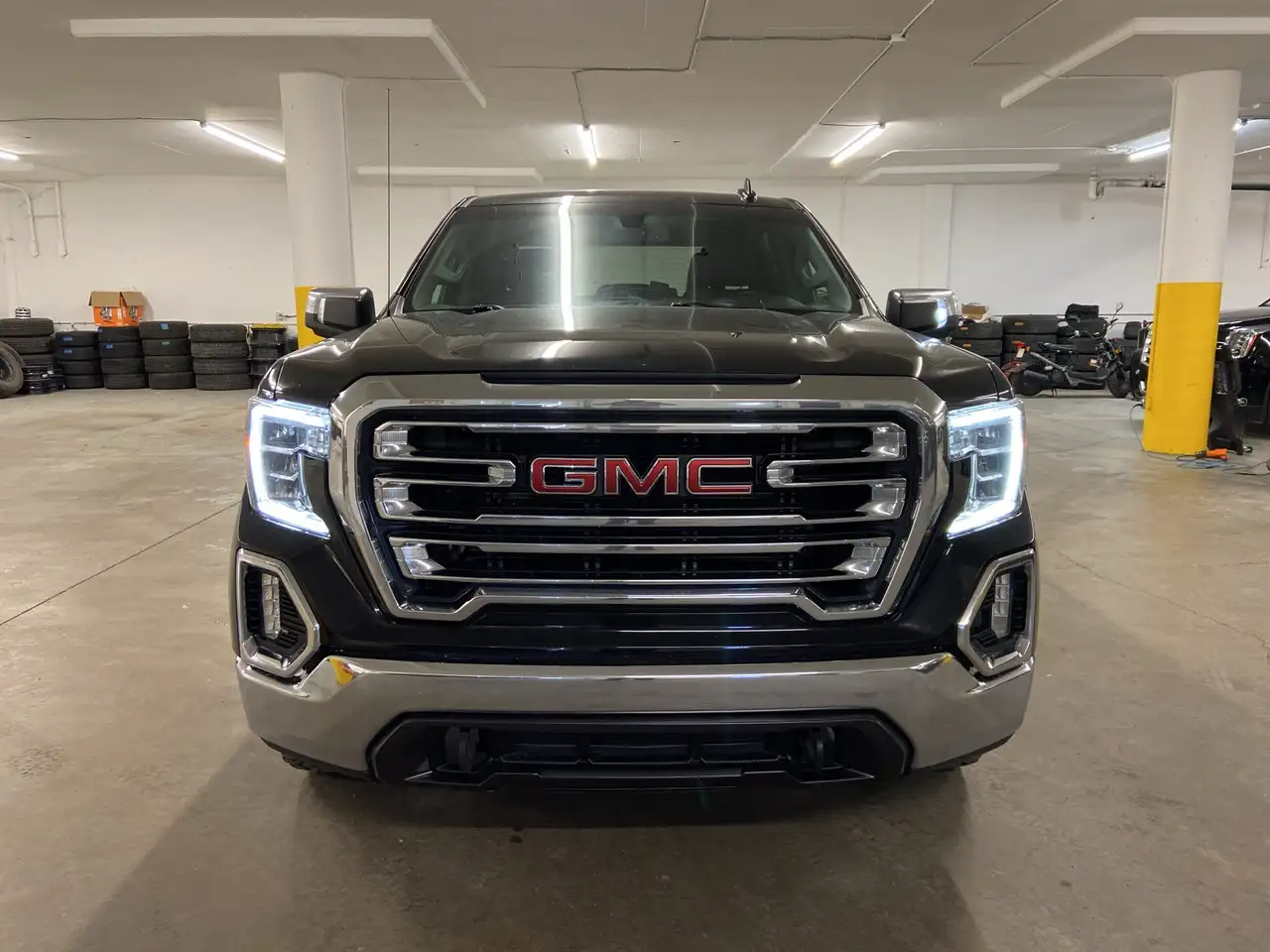 GMC Sierra 1500 снимка GMC Sierra 1500