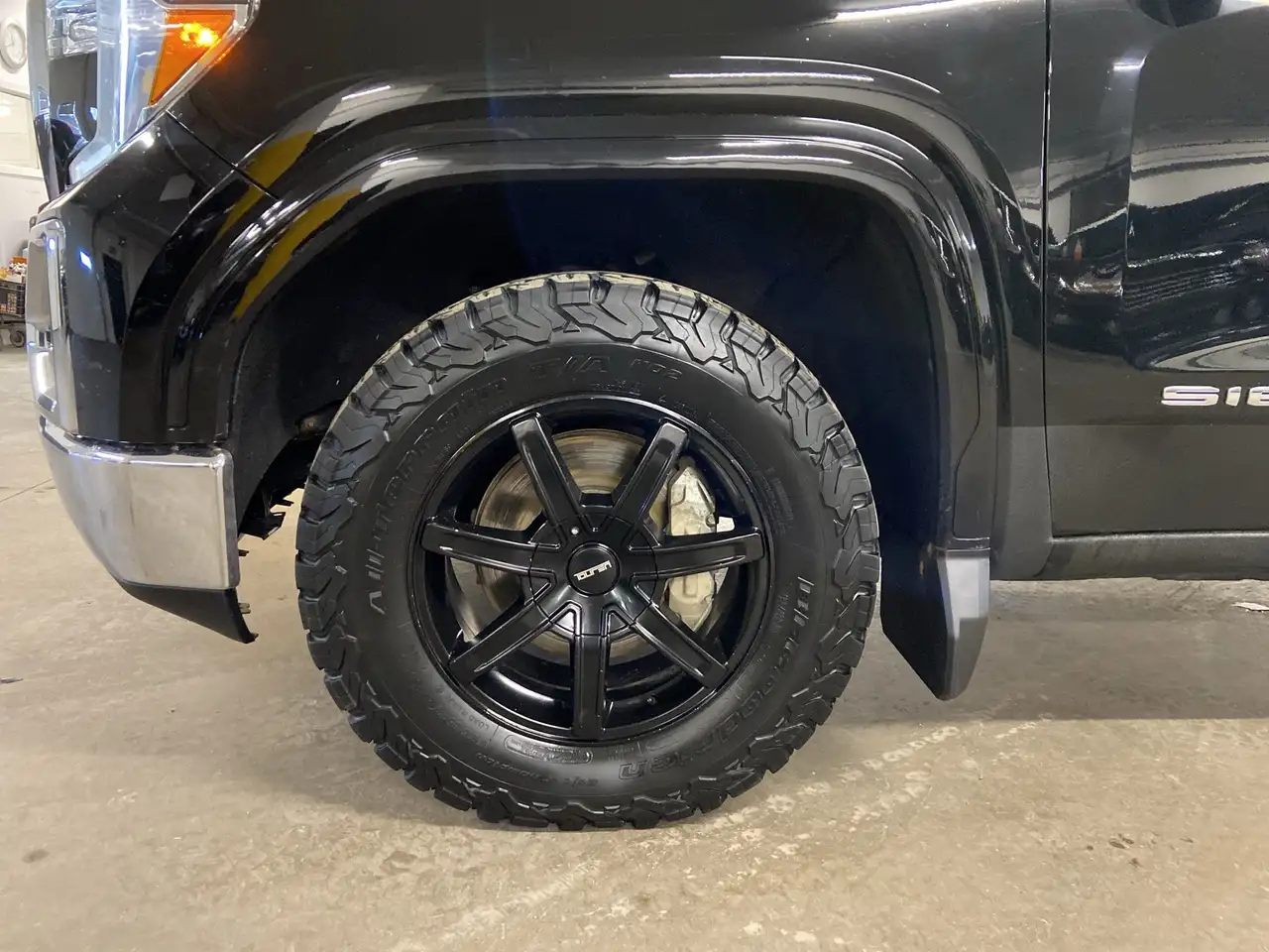 GMC Sierra 1500 снимка GMC Sierra 1500