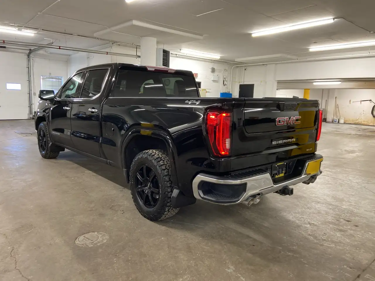 GMC Sierra 1500 снимка GMC Sierra 1500