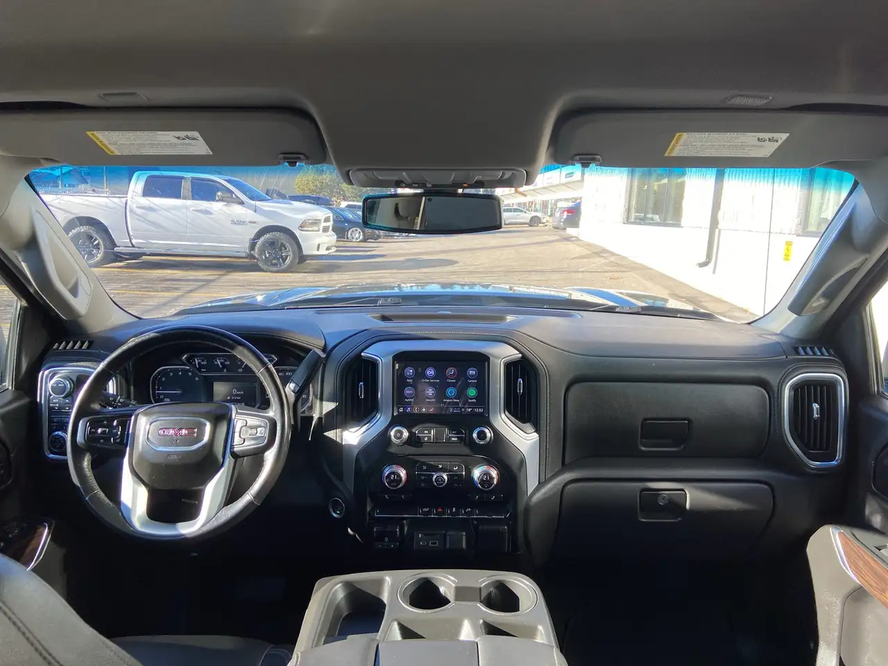 GMC Sierra 1500 снимка GMC Sierra 1500