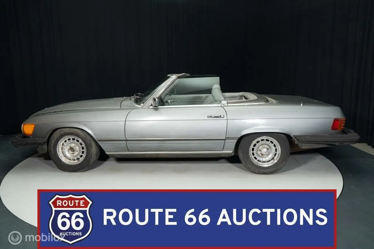 Mercedes-Benz SL 380, foto 6