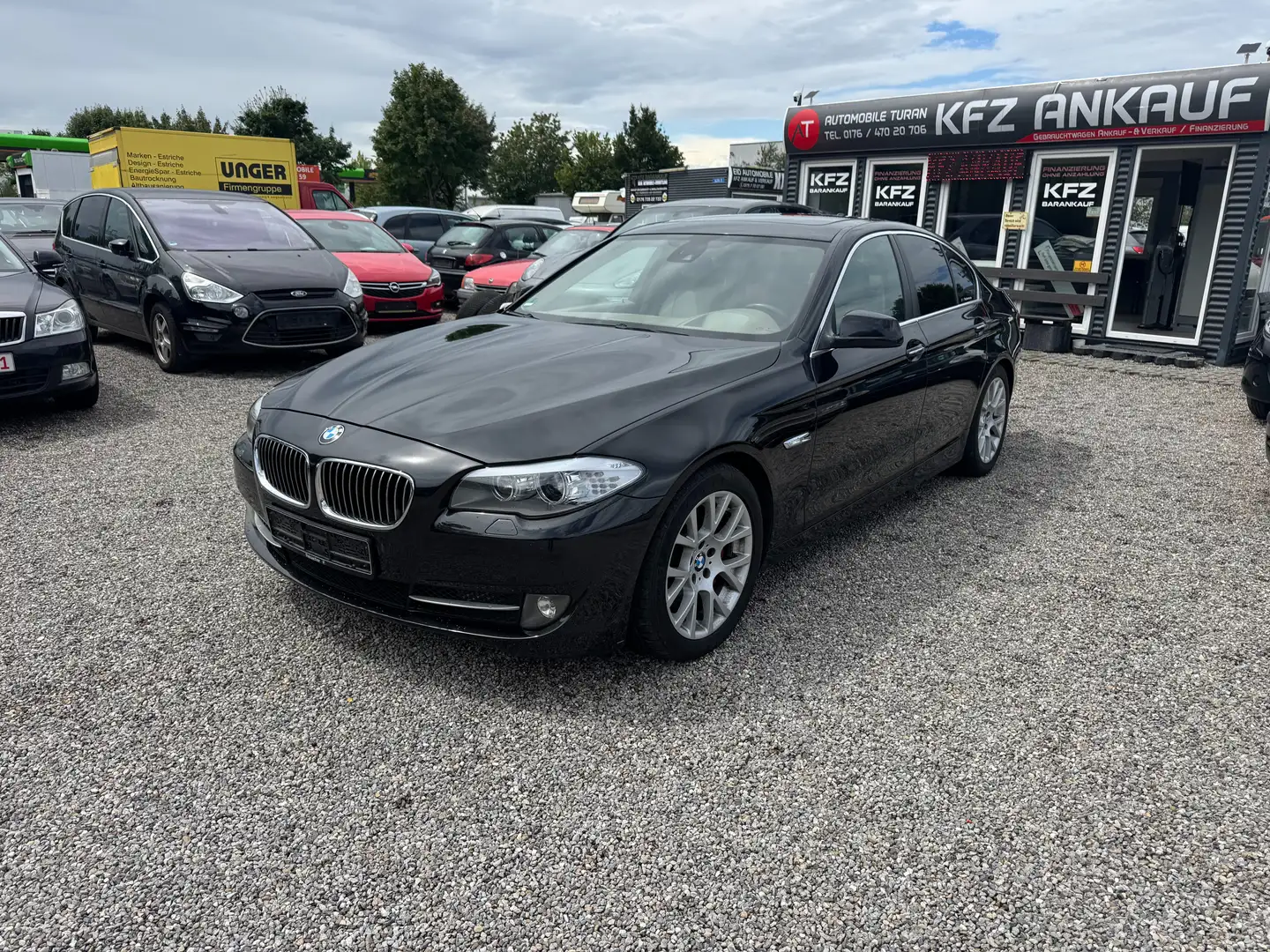 BMW 530 5 Lim. 530 d Navi!Head-Up!Sitzheizung!PDC!!AHK!! Schwarz - 1