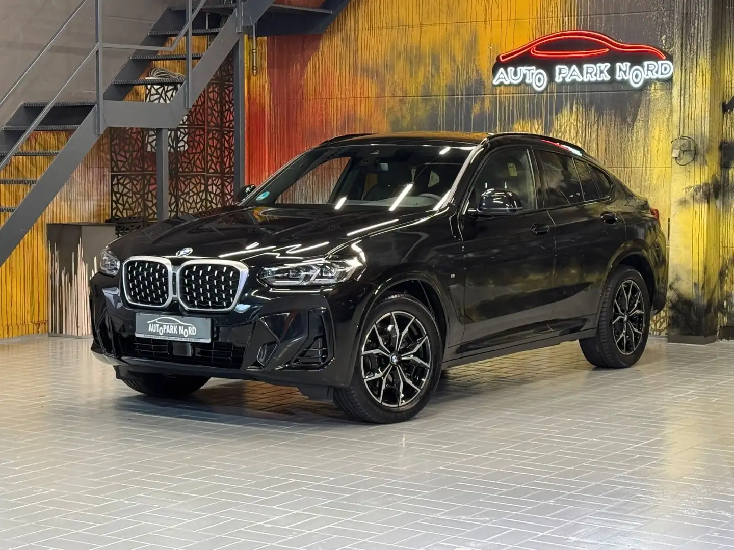 BMW X4 xDrive 20i M Sport~KAMERA 360°~LED~LEDER~AHK~ Schwarz - 1
