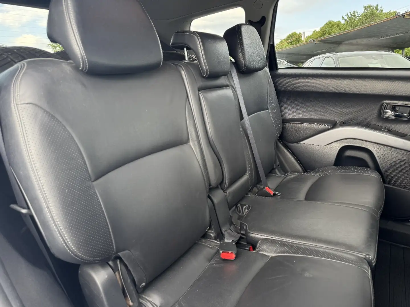 Peugeot 4007 2.2 HDi 16V 156ch Féline 7PL - 2