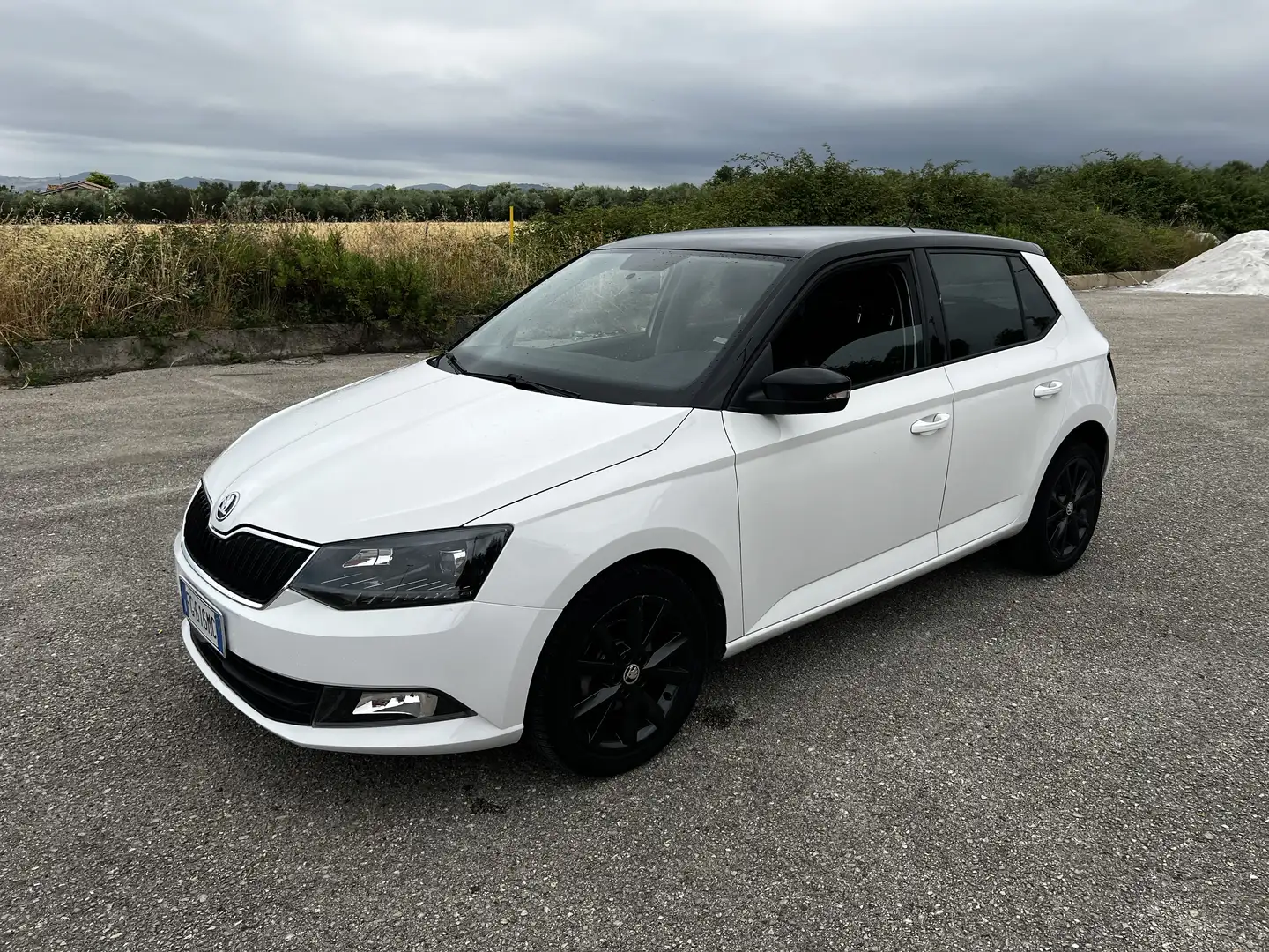 Skoda Fabia 1.0 mpi Twin Color Design Edition Nero 60cv - 2