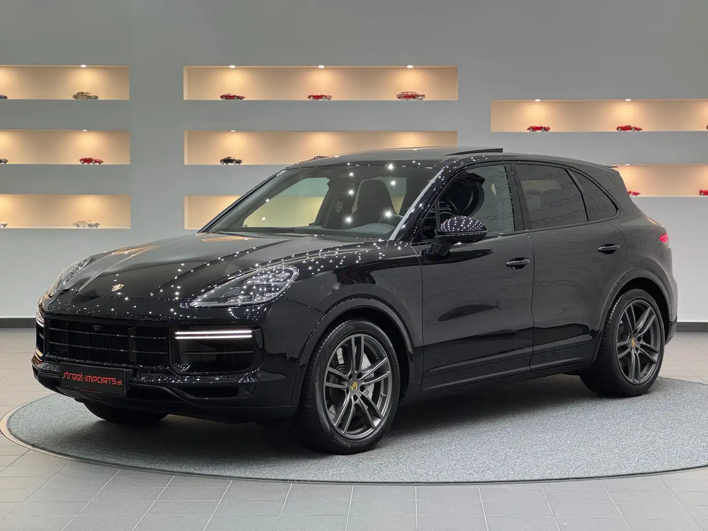Porsche Cayenne Turbo III*Approved*360*Pano*BOSE*Sitzbelüftung* Schwarz - 1