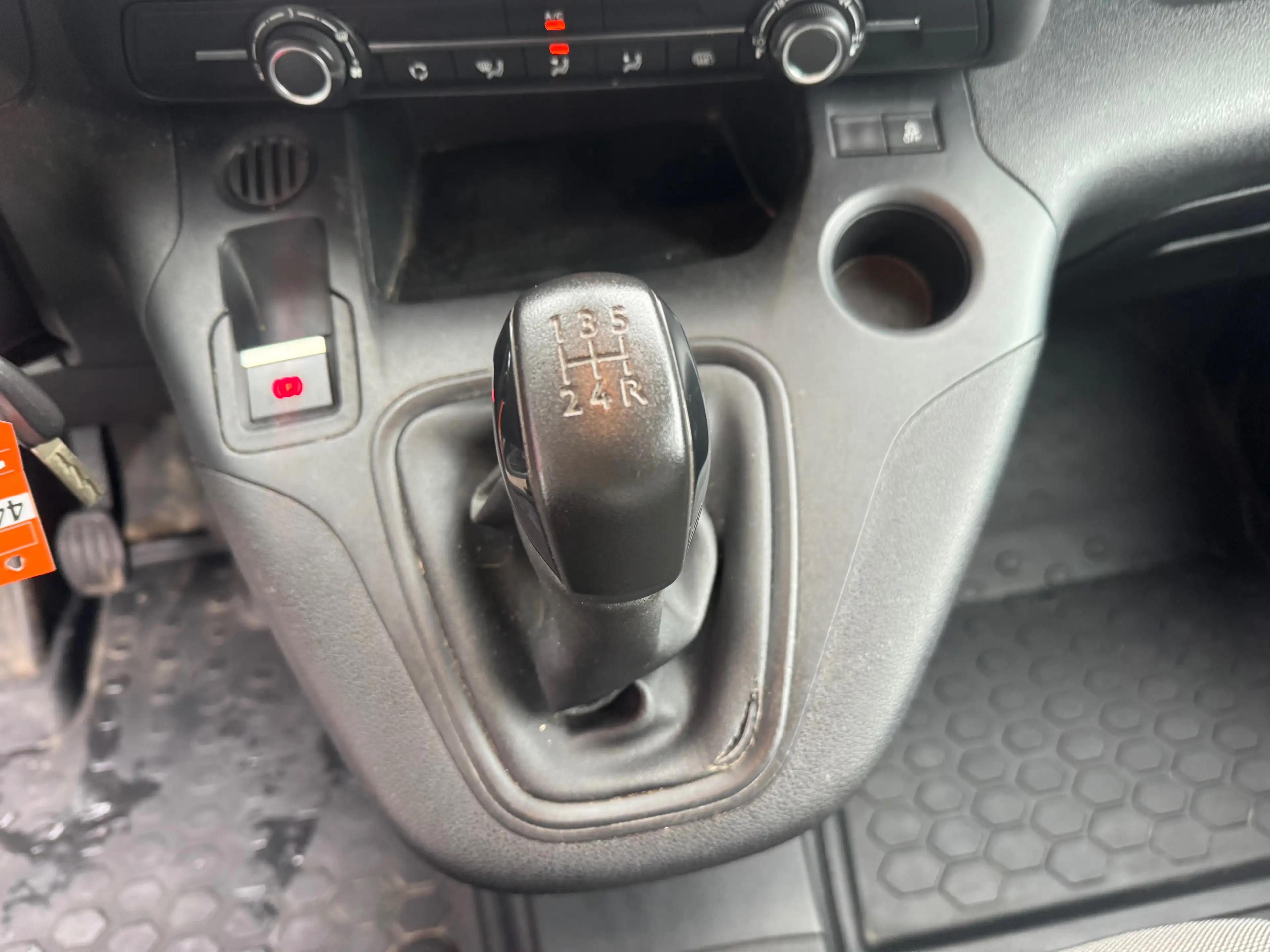 Peugeot Partner 1.5 BlueHDi L1H1*3Pl*GPS**CLIM**ATTACHE REMORQUE**TOP AUTO!! — photo 13