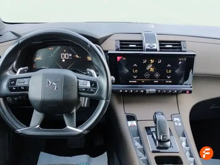 DS 7 Crossback 2020, foto 12