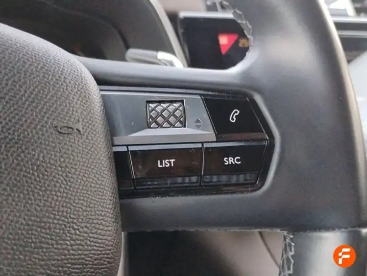 DS 7 Crossback 2020, foto 18