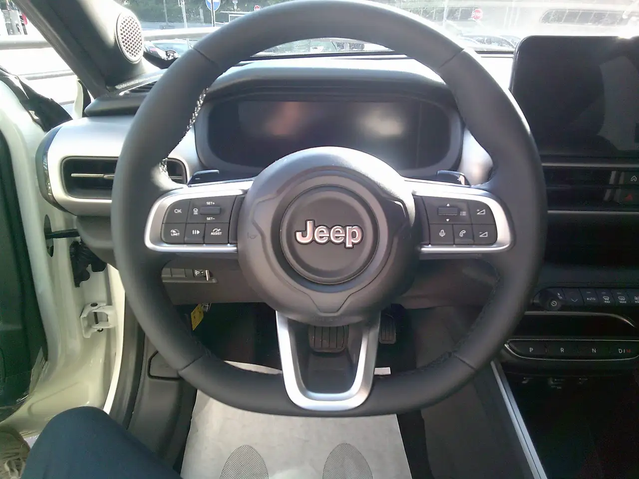 Jeep Avenger 2026 — фото 11