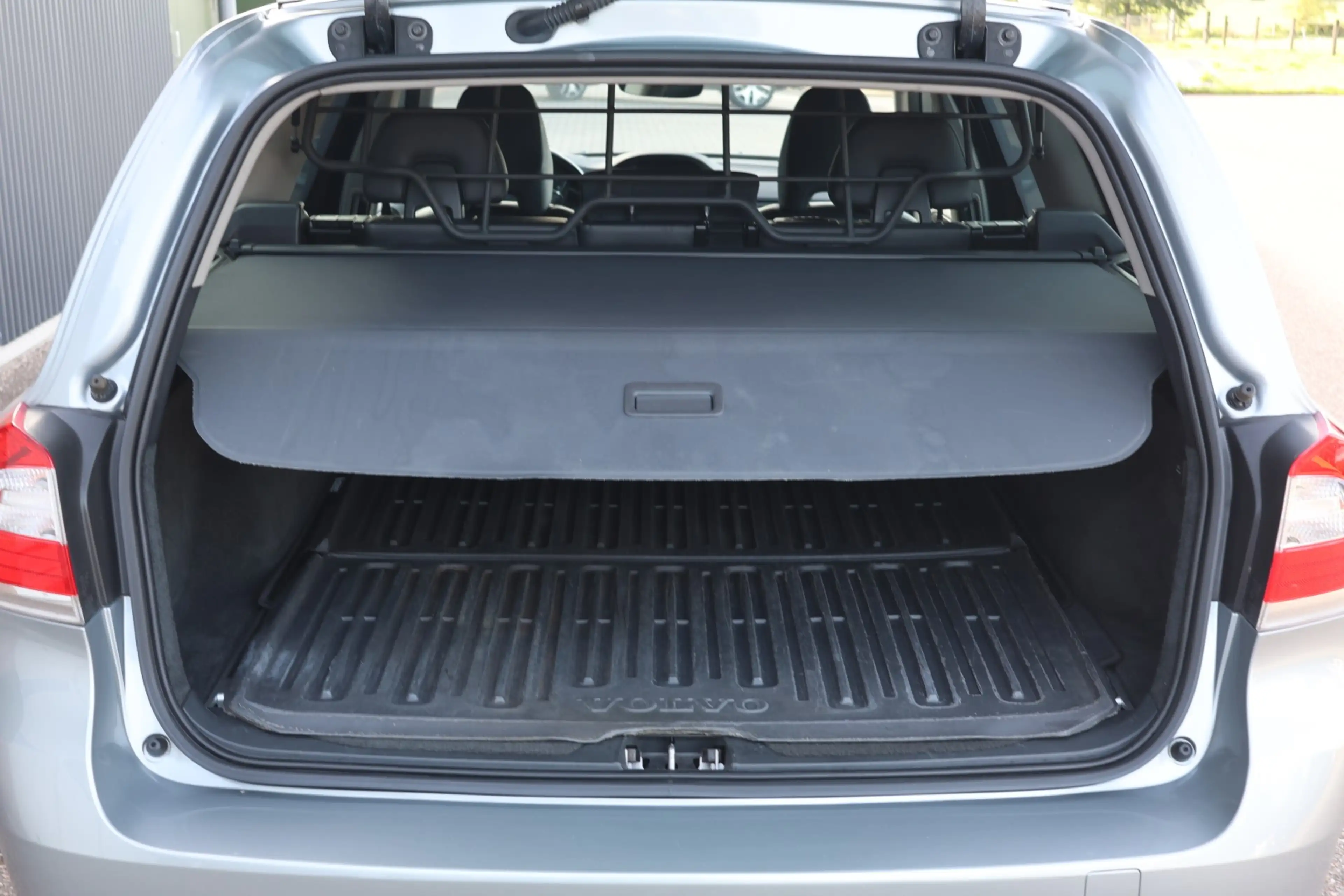 Volvo V70 2.0 T5 Nordic+ Automaat, NL, Boekjes, Rijkelijk ui — photo 9