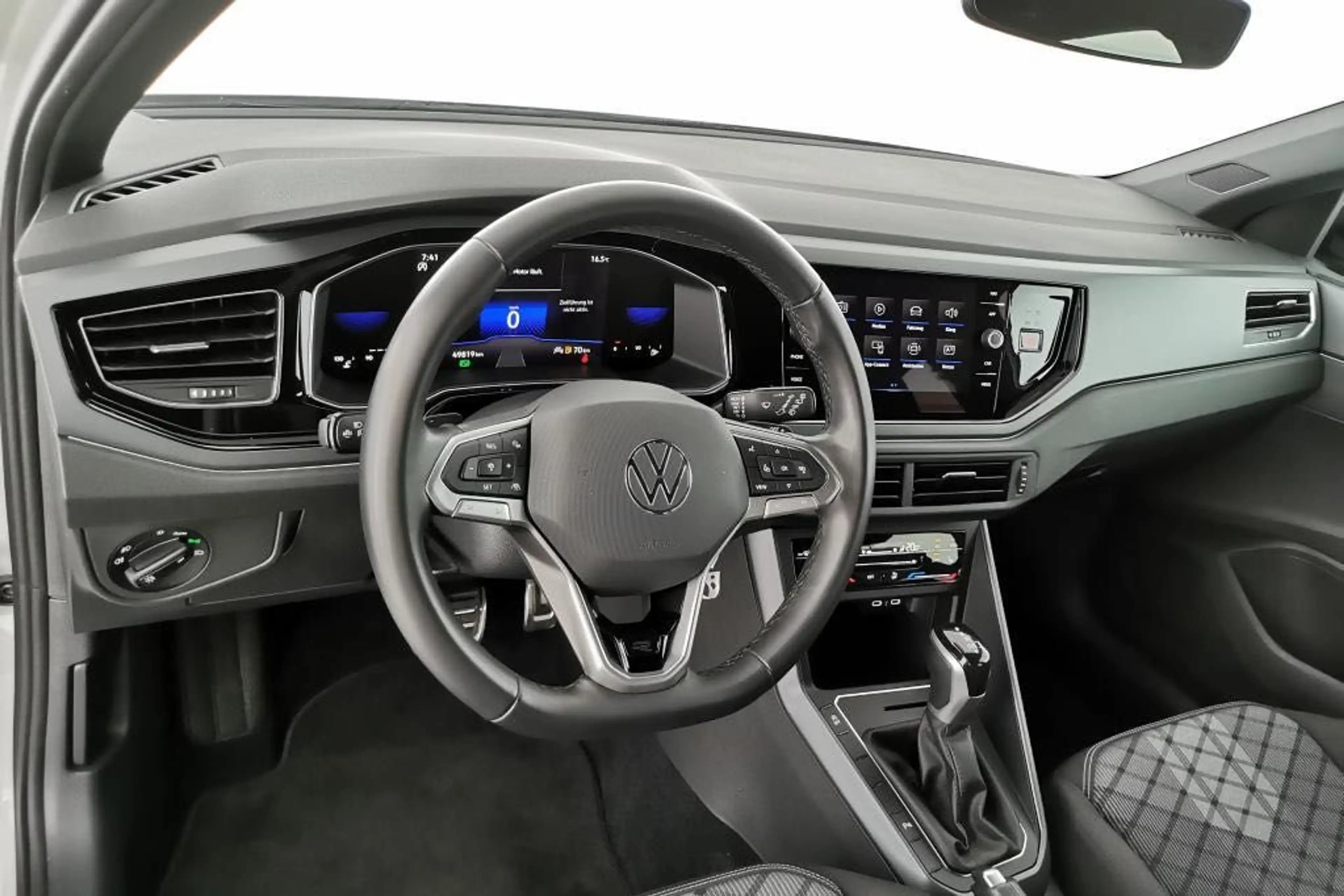 Volkswagen Taigo R-Line 1.0 DSG AHK*NAVI*ACC*APP-CONNECT* — photo 8
