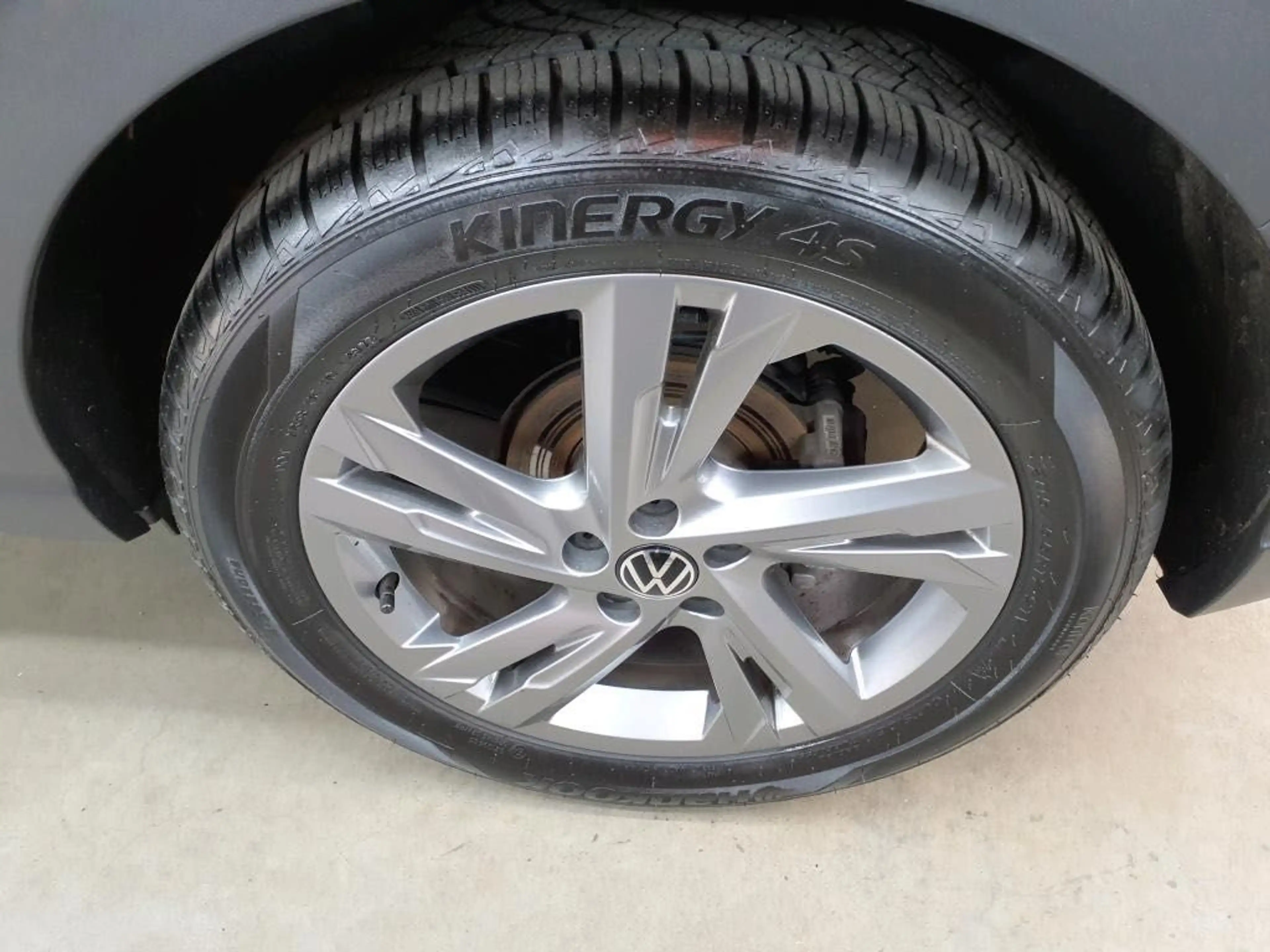 Volkswagen Taigo R-Line 1.0 DSG AHK*NAVI*ACC*APP-CONNECT* — photo 14