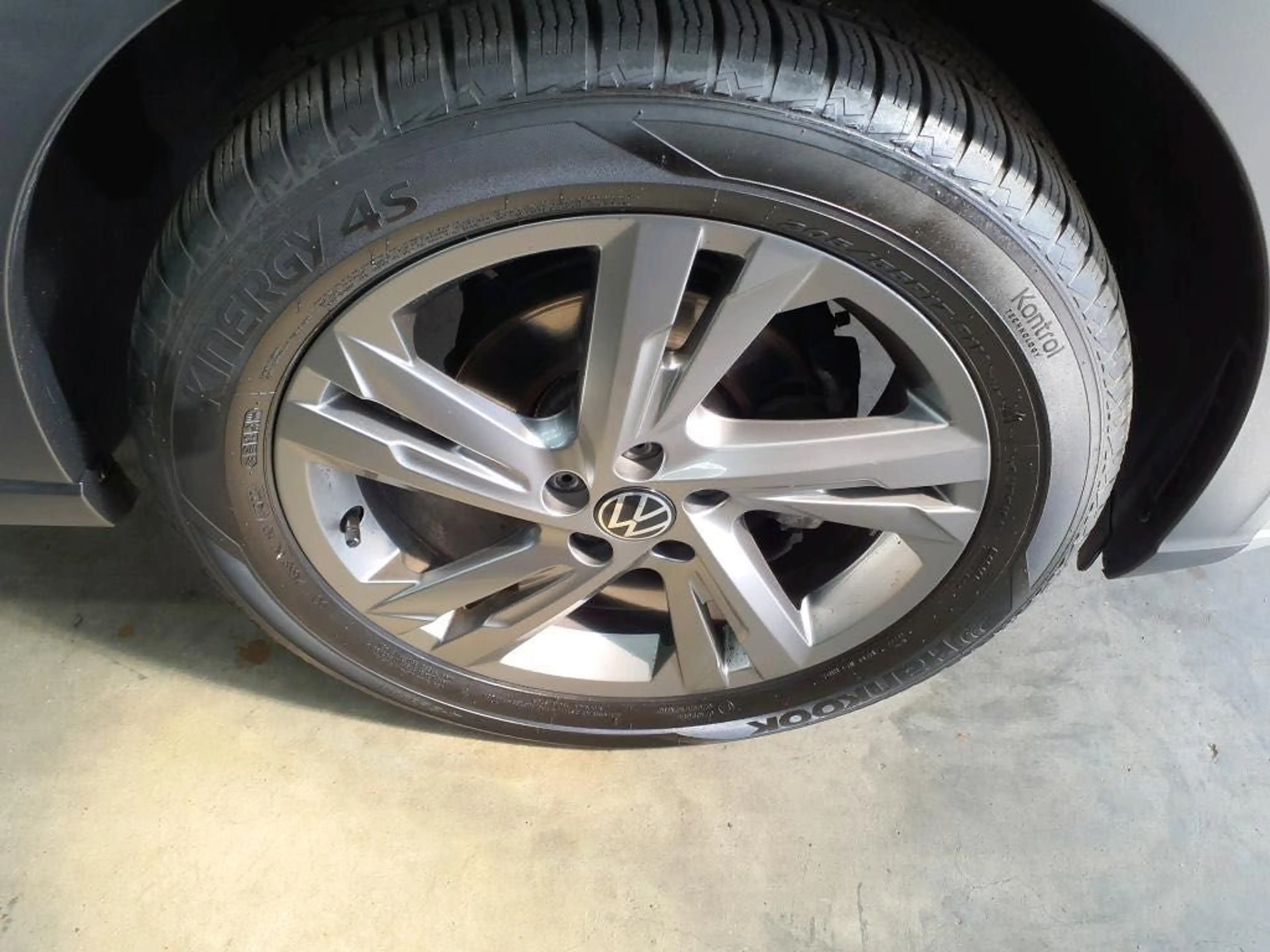 Volkswagen Taigo R-Line 1.0 DSG AHK*NAVI*ACC*APP-CONNECT* — photo 13