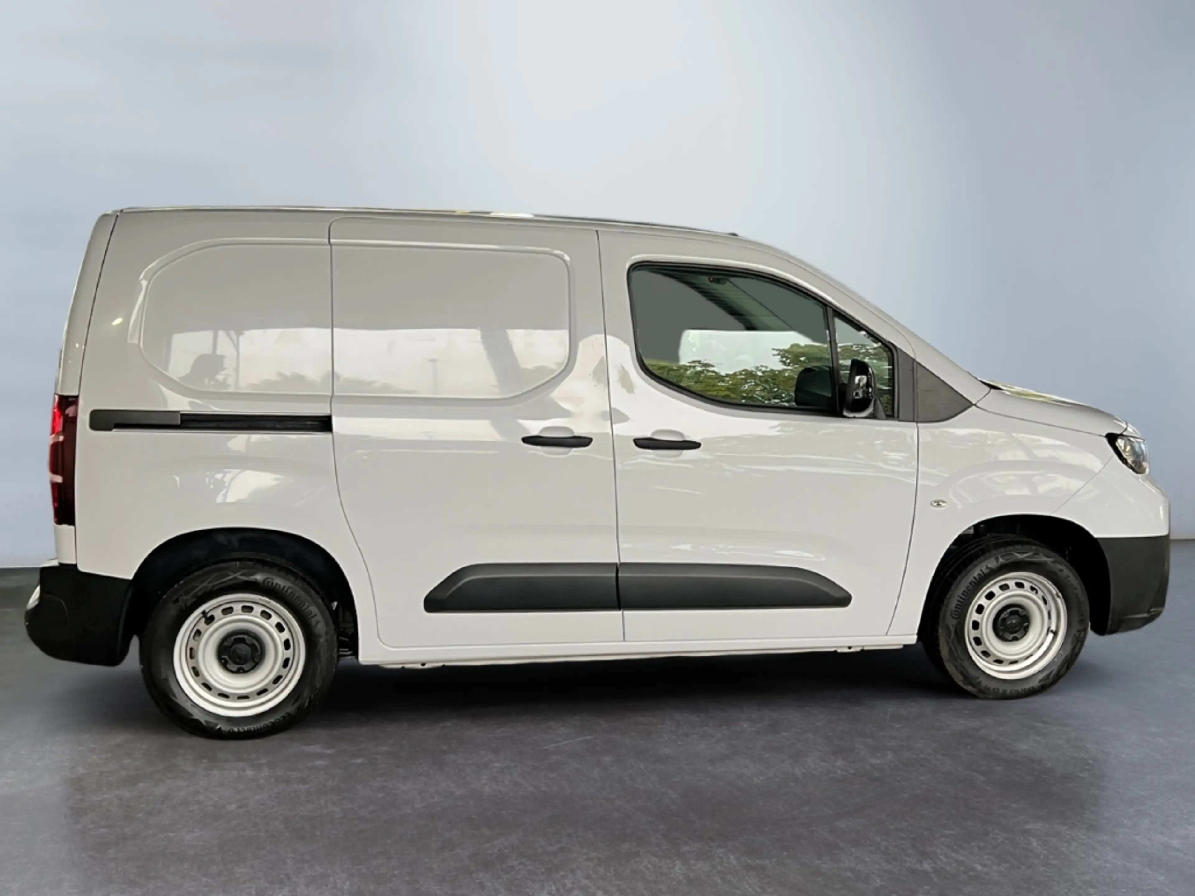 Toyota Proace City 1.5 D-4D L1 Meister *Navi*CarPlay*PDC* — photo 10