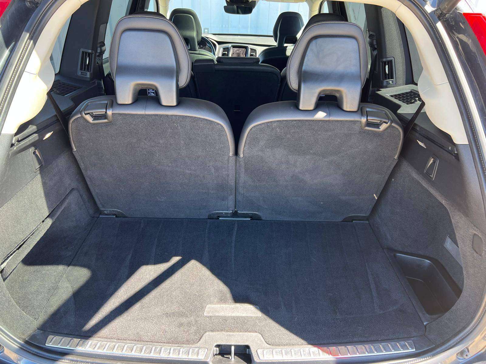 2016 Volvo XC90 T6 Momentum AWD | Sunroof | Reverse Camera thumb 25