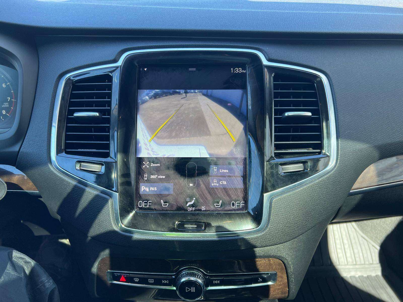 2016 Volvo XC90 T6 Momentum AWD | Sunroof | Reverse Camera thumb 24
