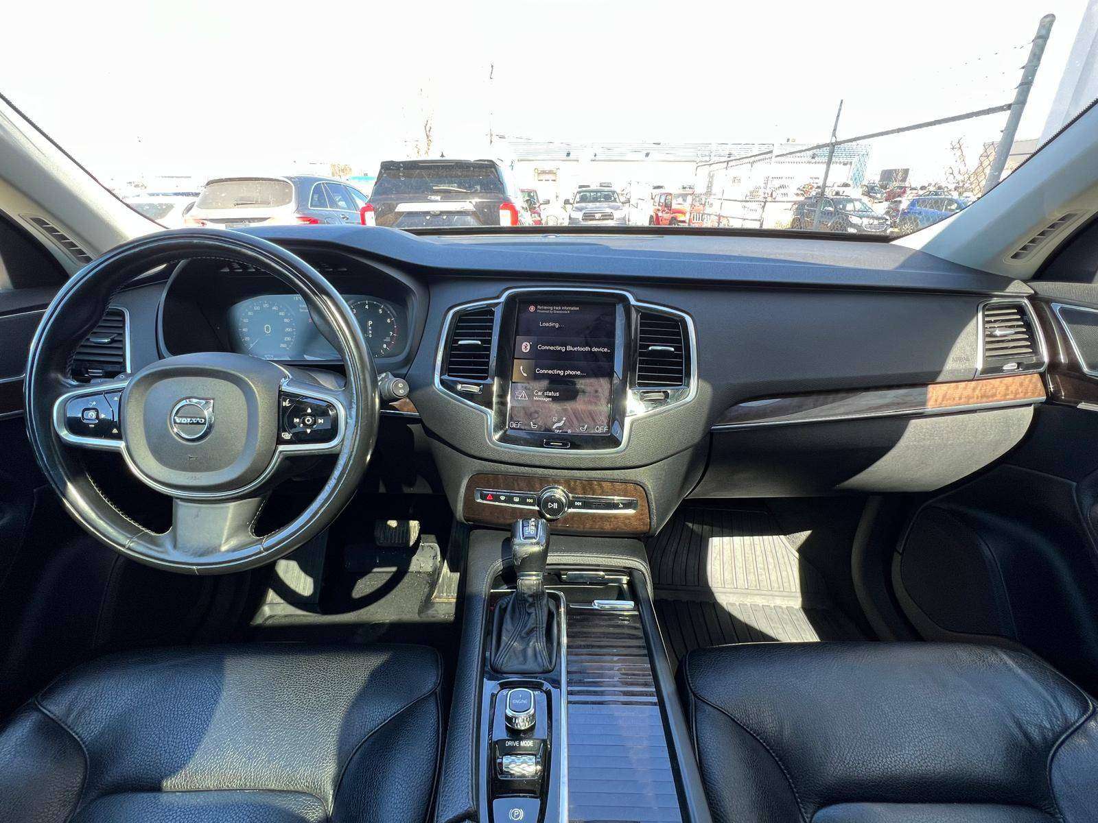 2016 Volvo XC90 T6 Momentum AWD | Sunroof | Reverse Camera thumb 18