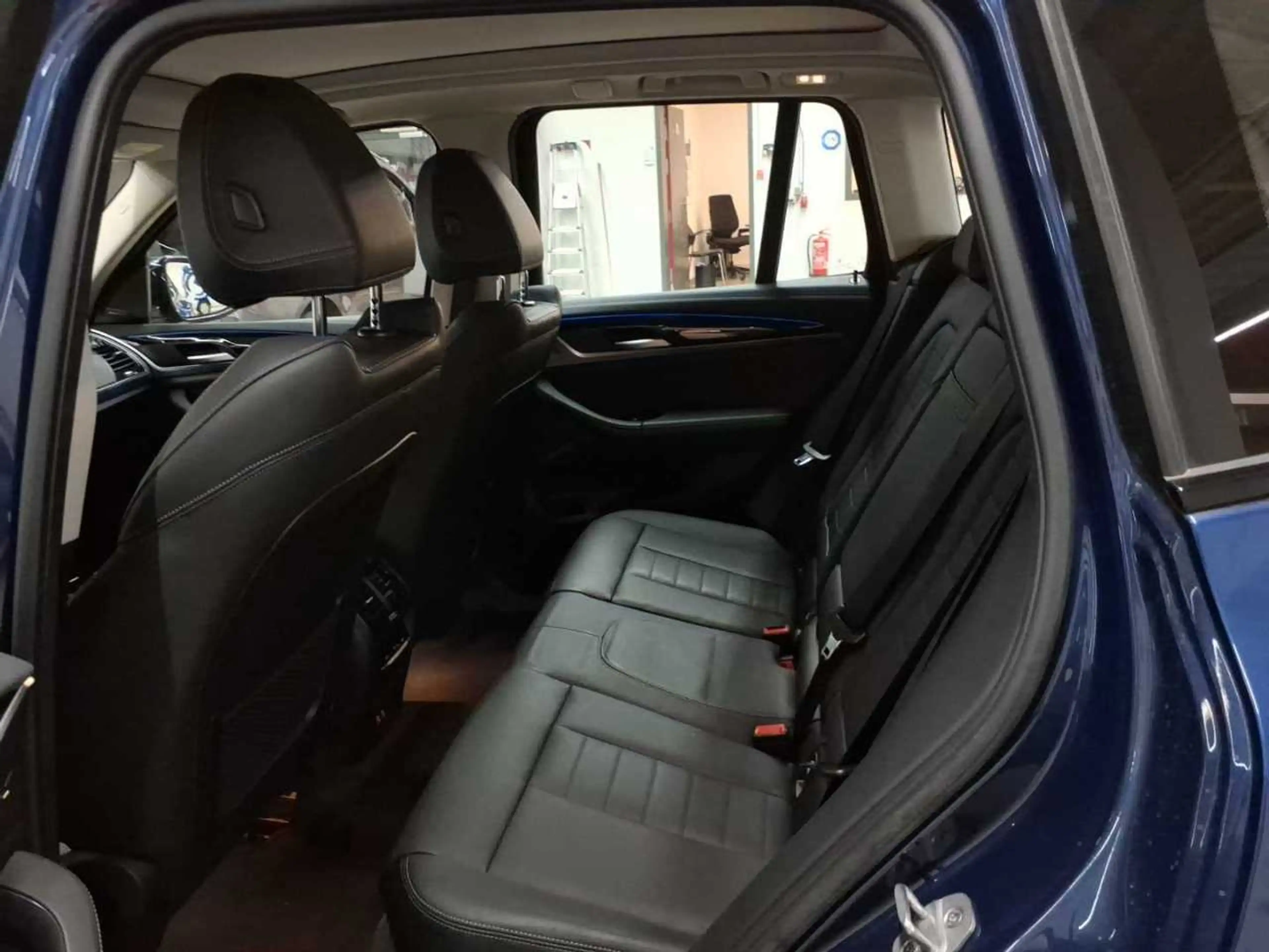 BMW iX3 iX3 Impressive Navi Leder AHK — photo 13