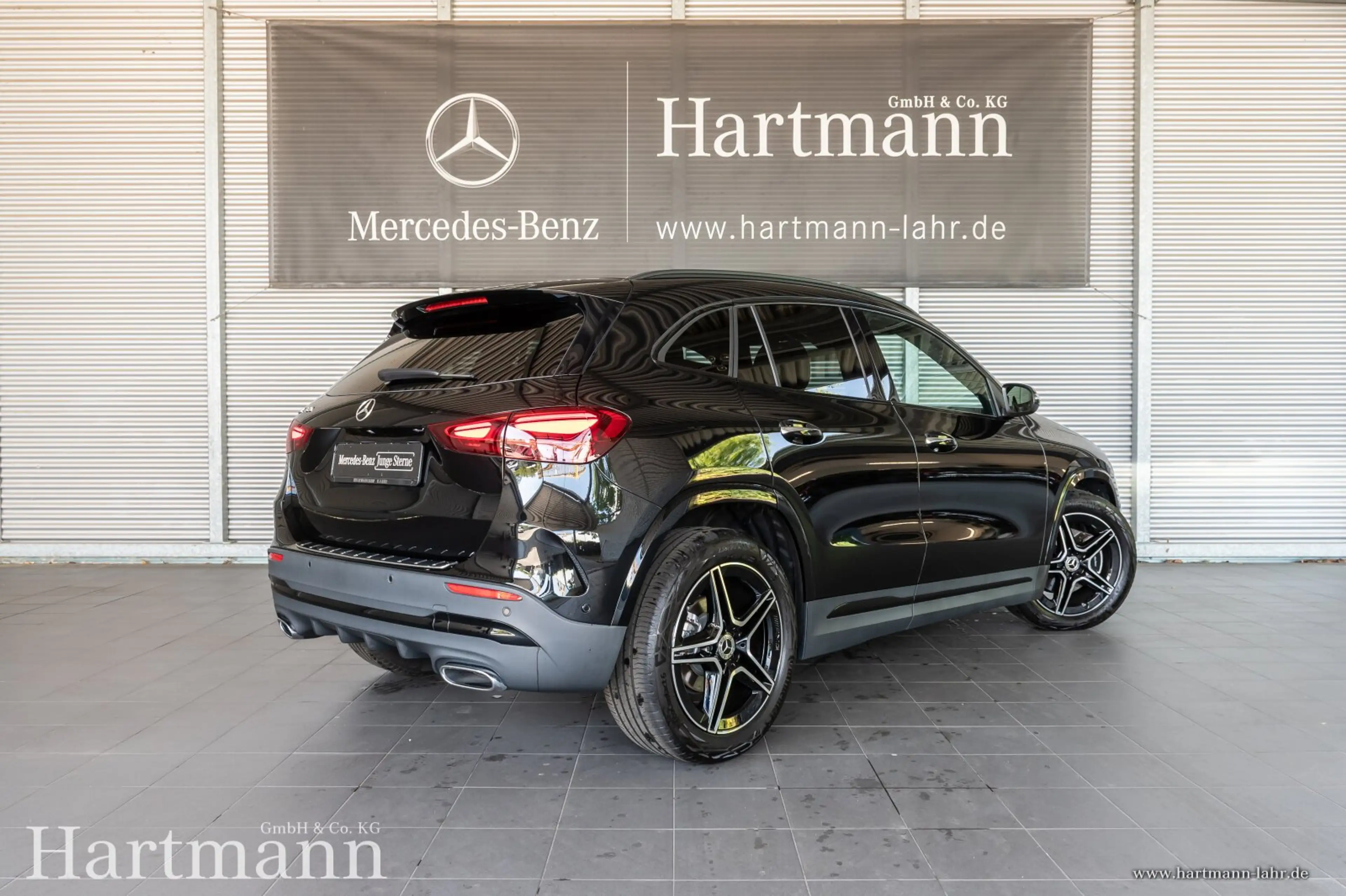Mercedes-Benz GLA 180 GLA 180 AMG Night Multibeam Fahrassistenz KeylGo — photo 2