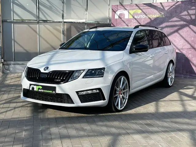 Skoda Octavia Combi RS 60 4x4 DSG AHK Canton ACC 20"
