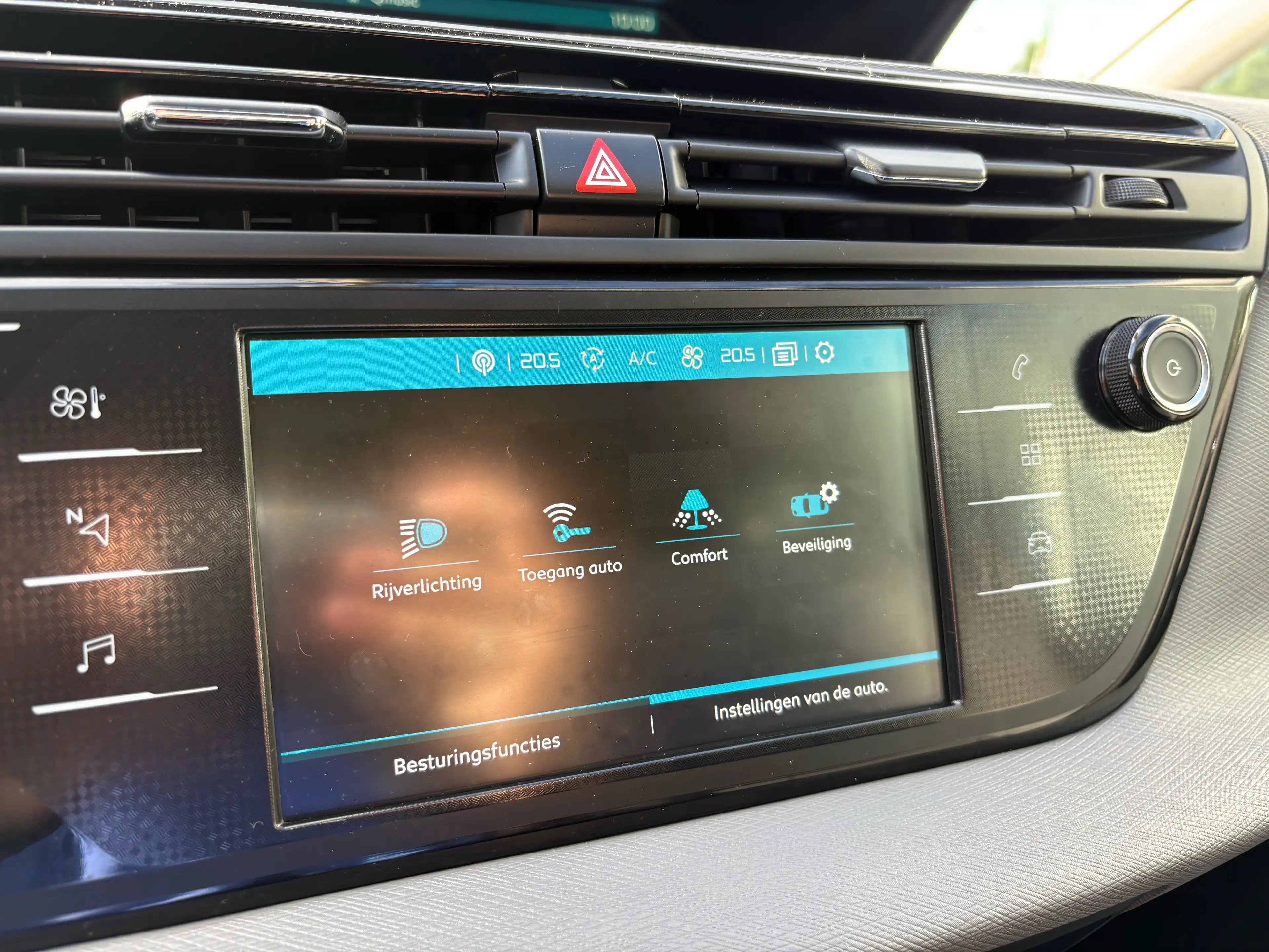 Citroen Grand C4 Picasso 1.2 PureTech Tendance — photo 31