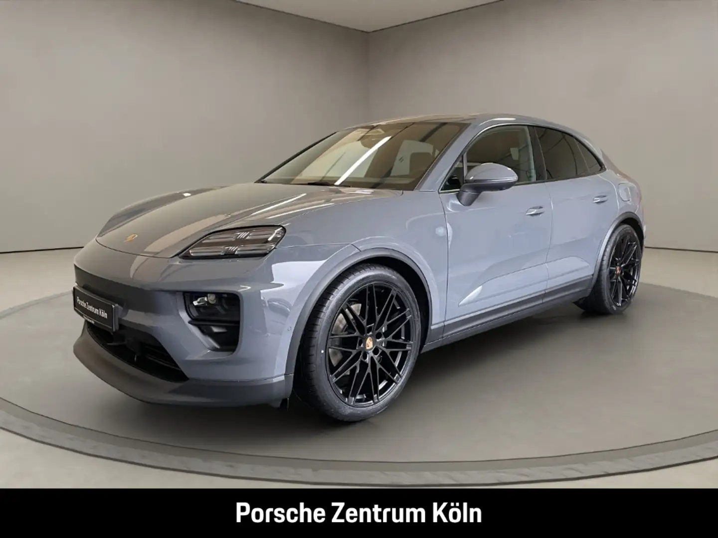Porsche Macan Electric Surround-View InnoDrive LED-Matrix BOSE Grijs - 1